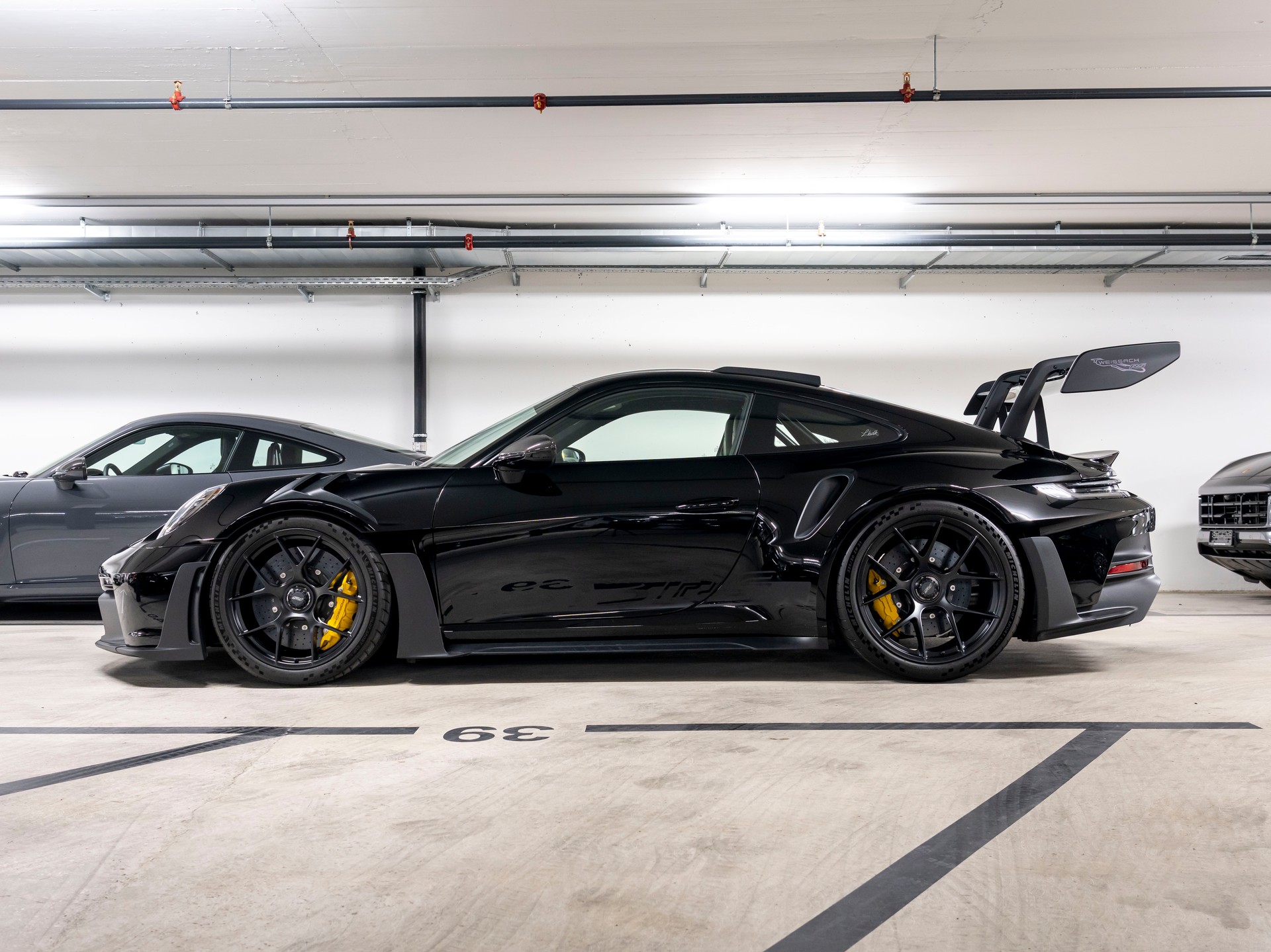 PORSCHE 911 GT3 RS-image-1