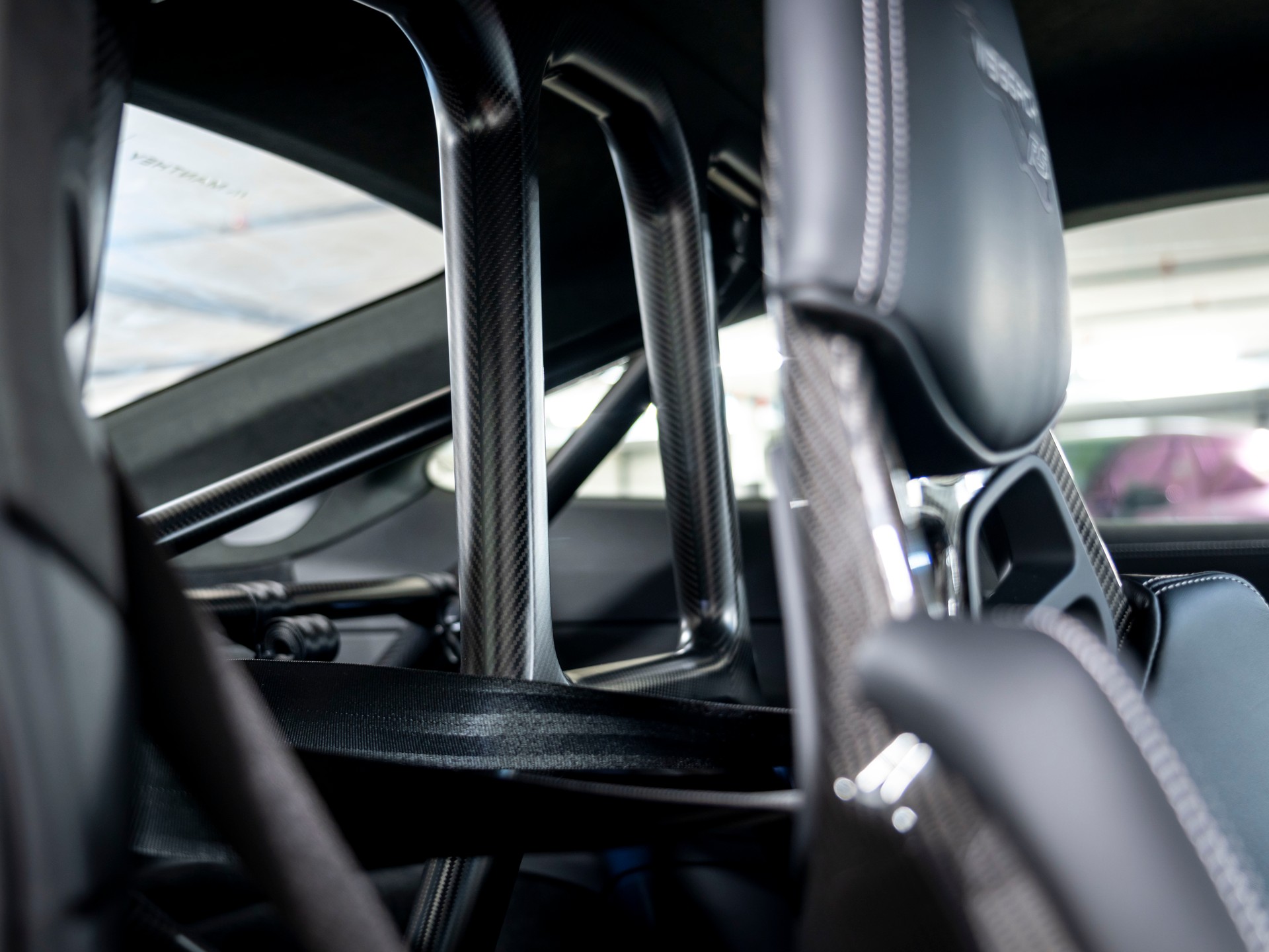 PORSCHE 911 GT3 RS-image-28