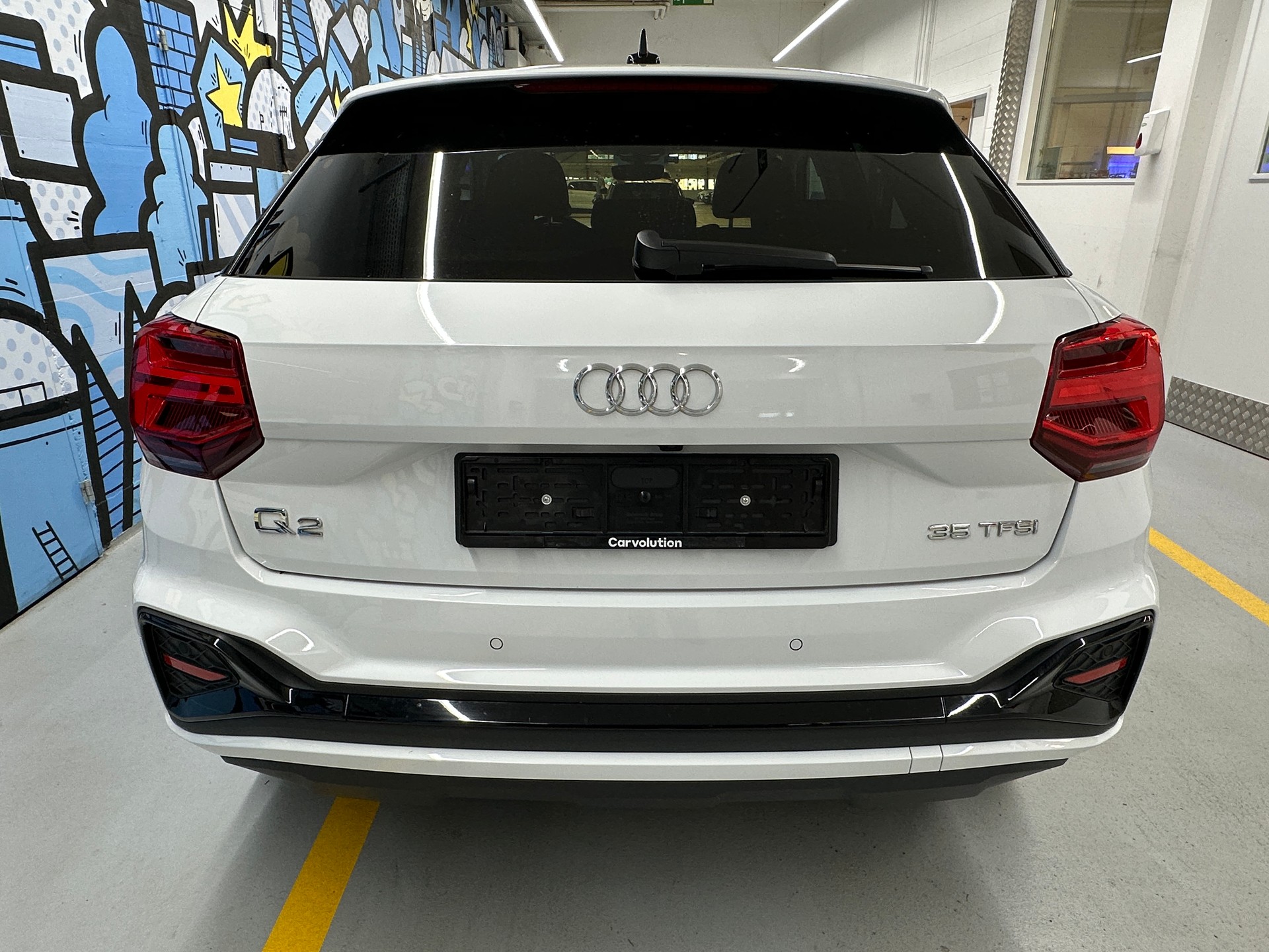 AUDI Q2 35 TFSI S line S-tronic-image-4