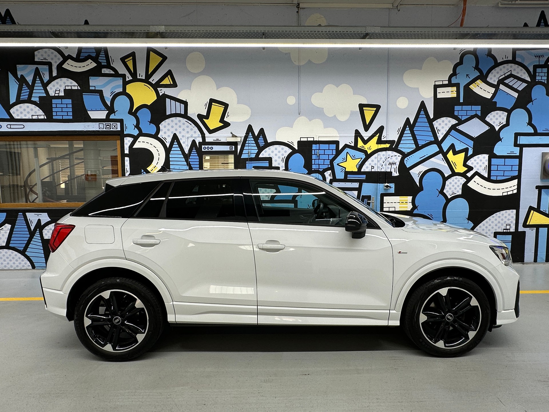 AUDI Q2 35 TFSI S line S-tronic-image-2