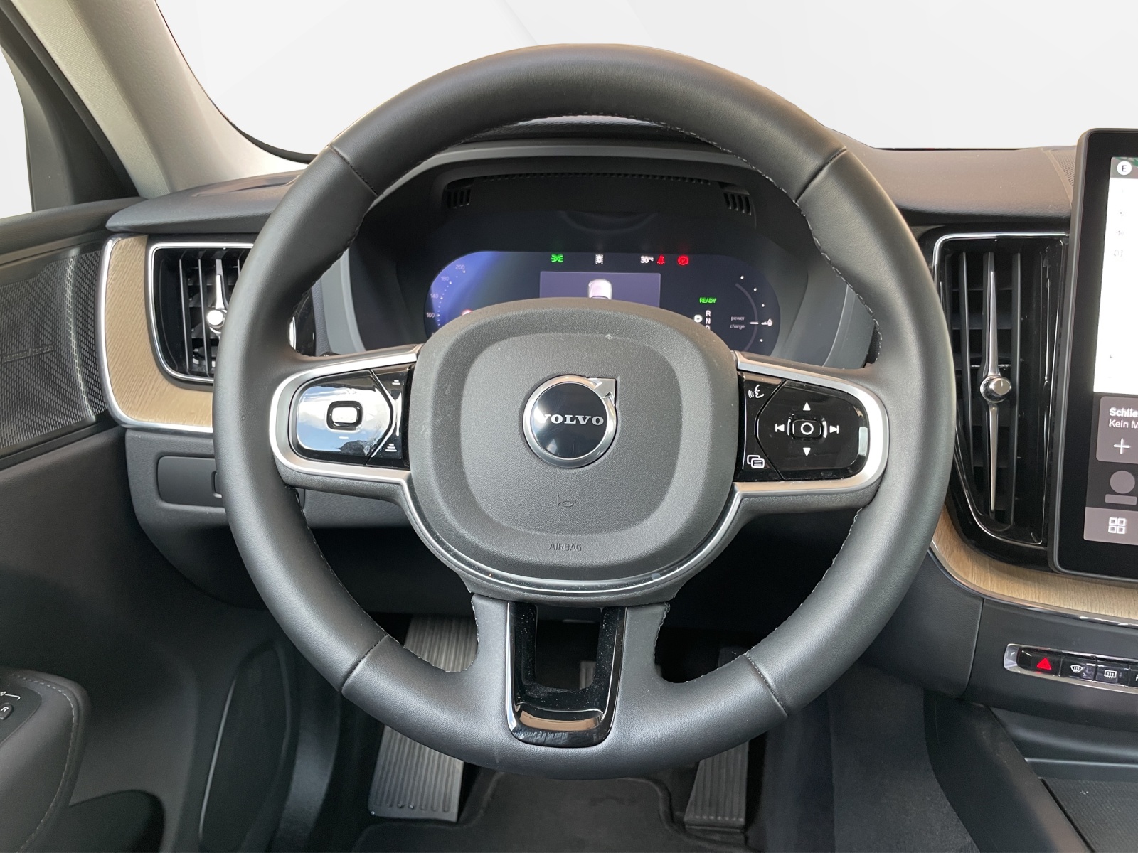 VOLVO XC60 2.0 T6 TE Plus Dark eAWD-image-11