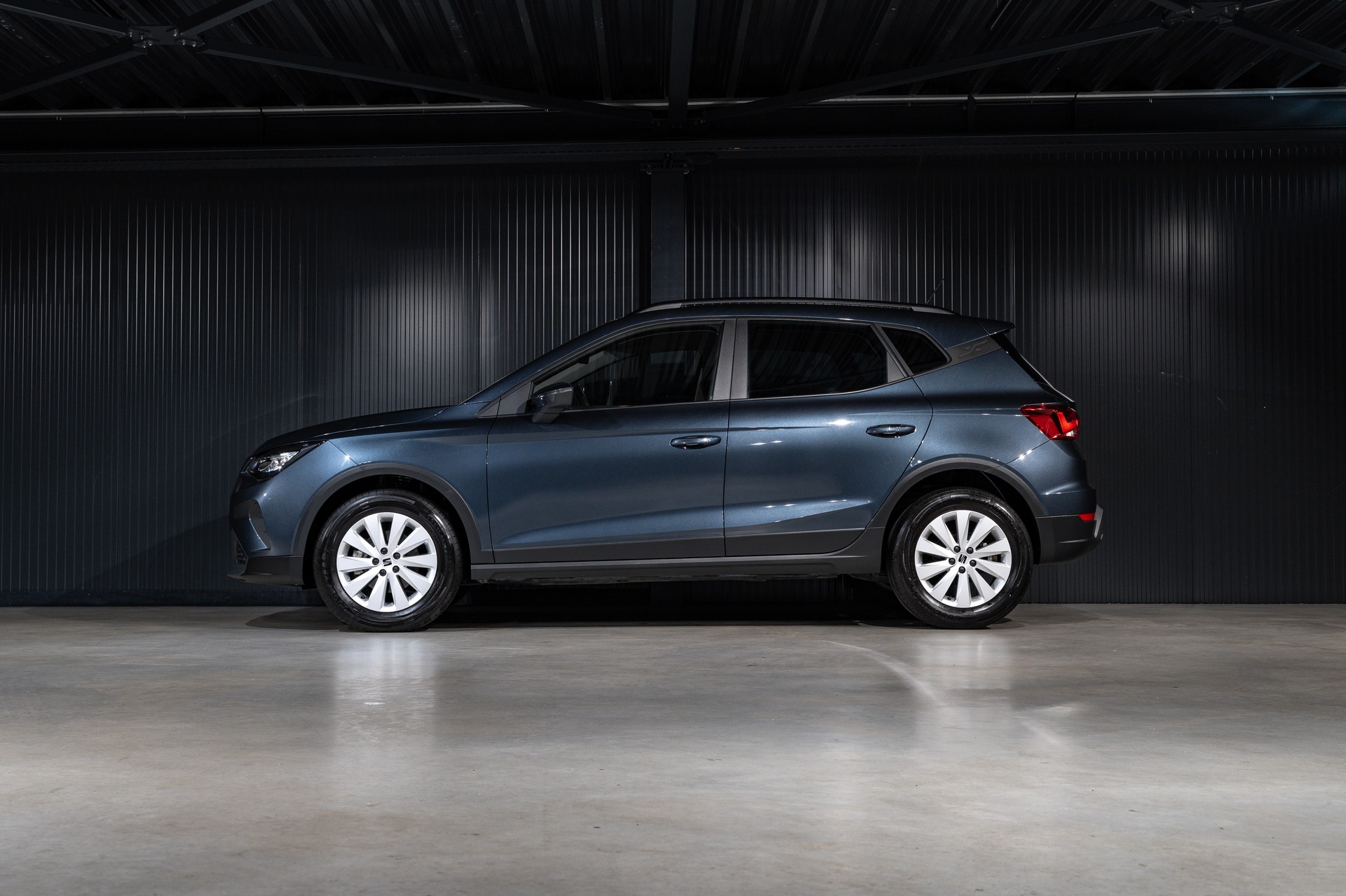 SEAT Arona 1.0 TSI Style DSG-showroom-element-2