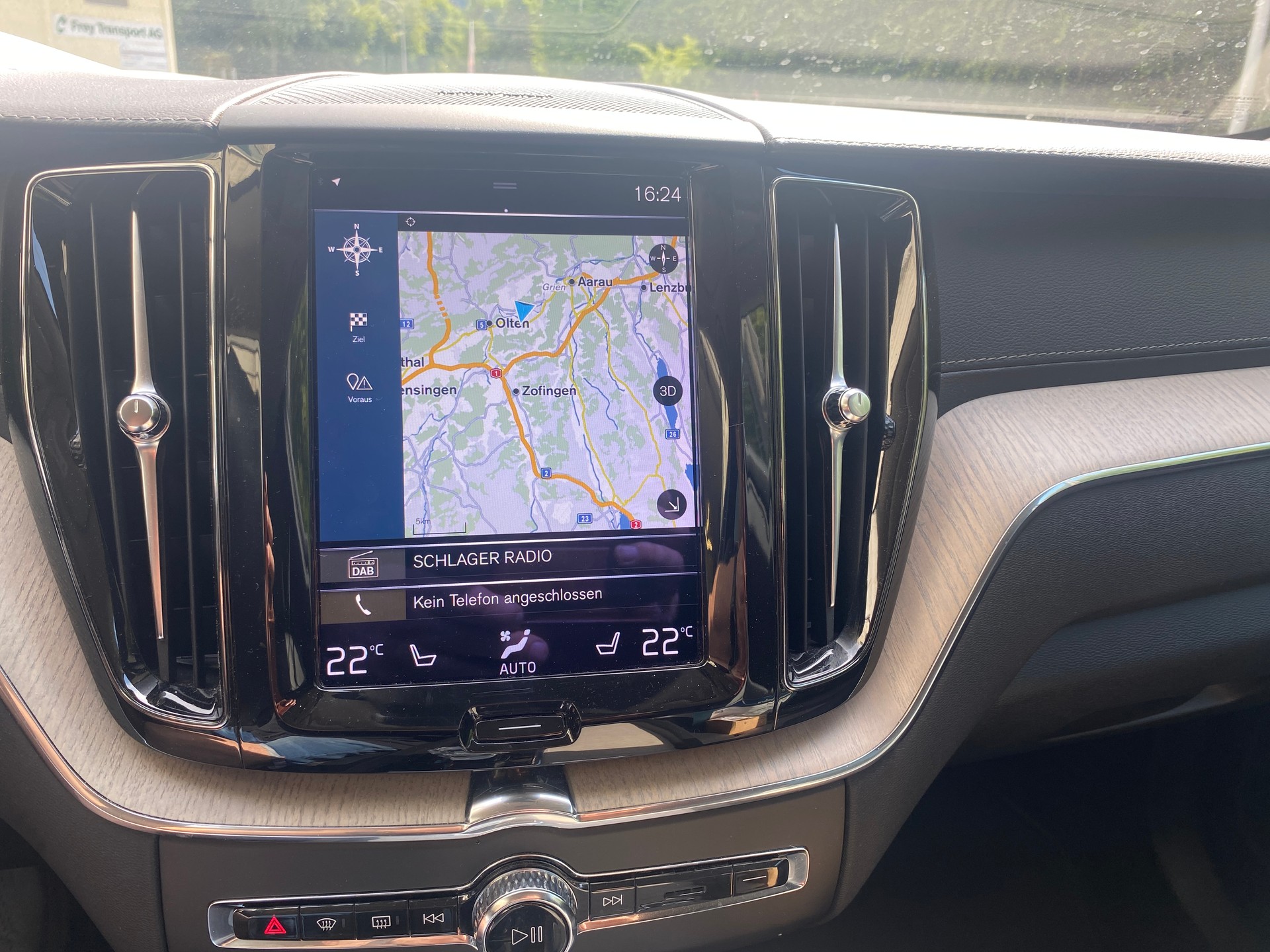 VOLVO XC60 B4 Diesel Mild Hybrid AWD Inscription Geartronic-image-10
