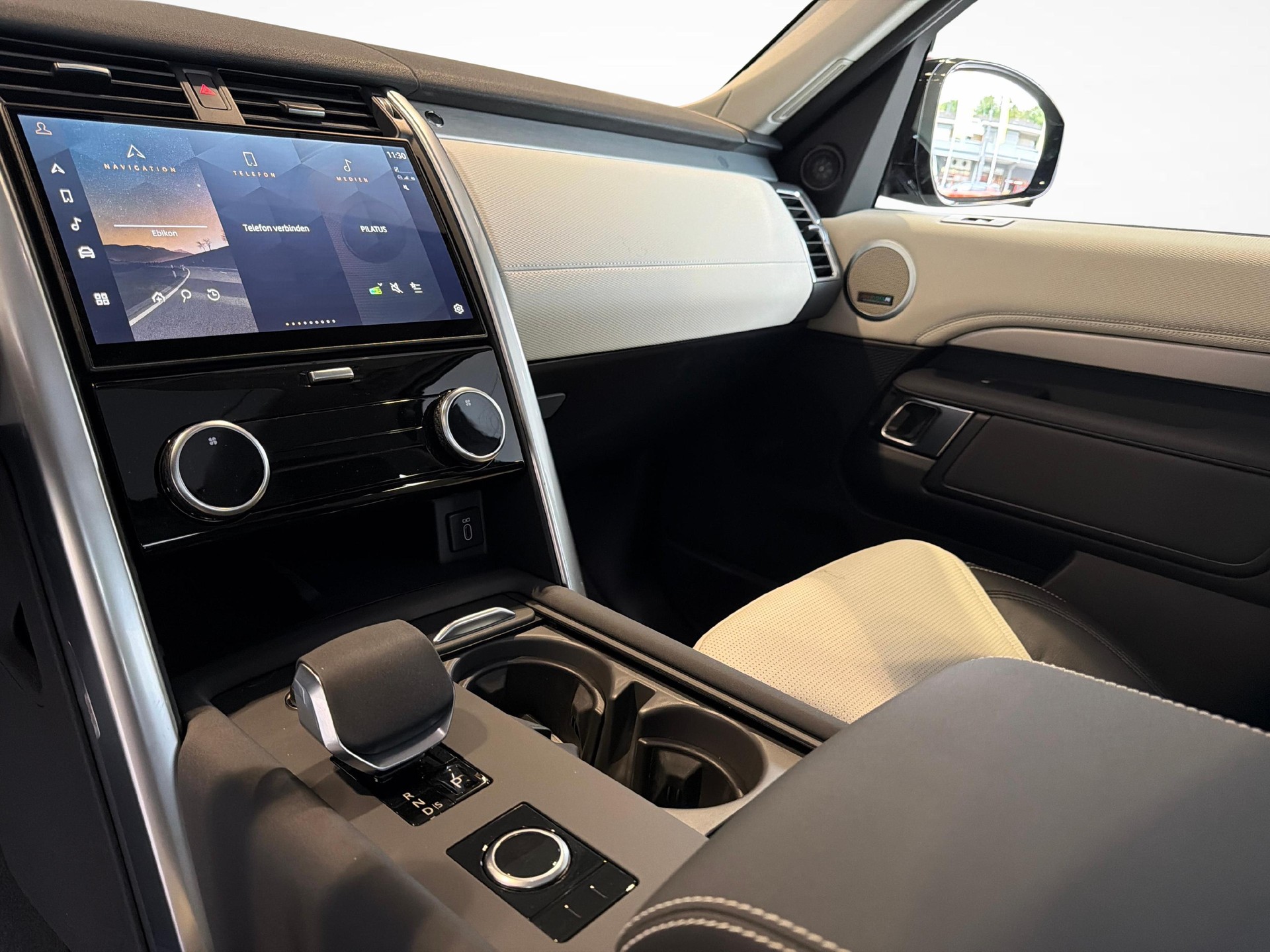 LAND ROVER Discovery 3.0 D I6 350 Gemini-image-9