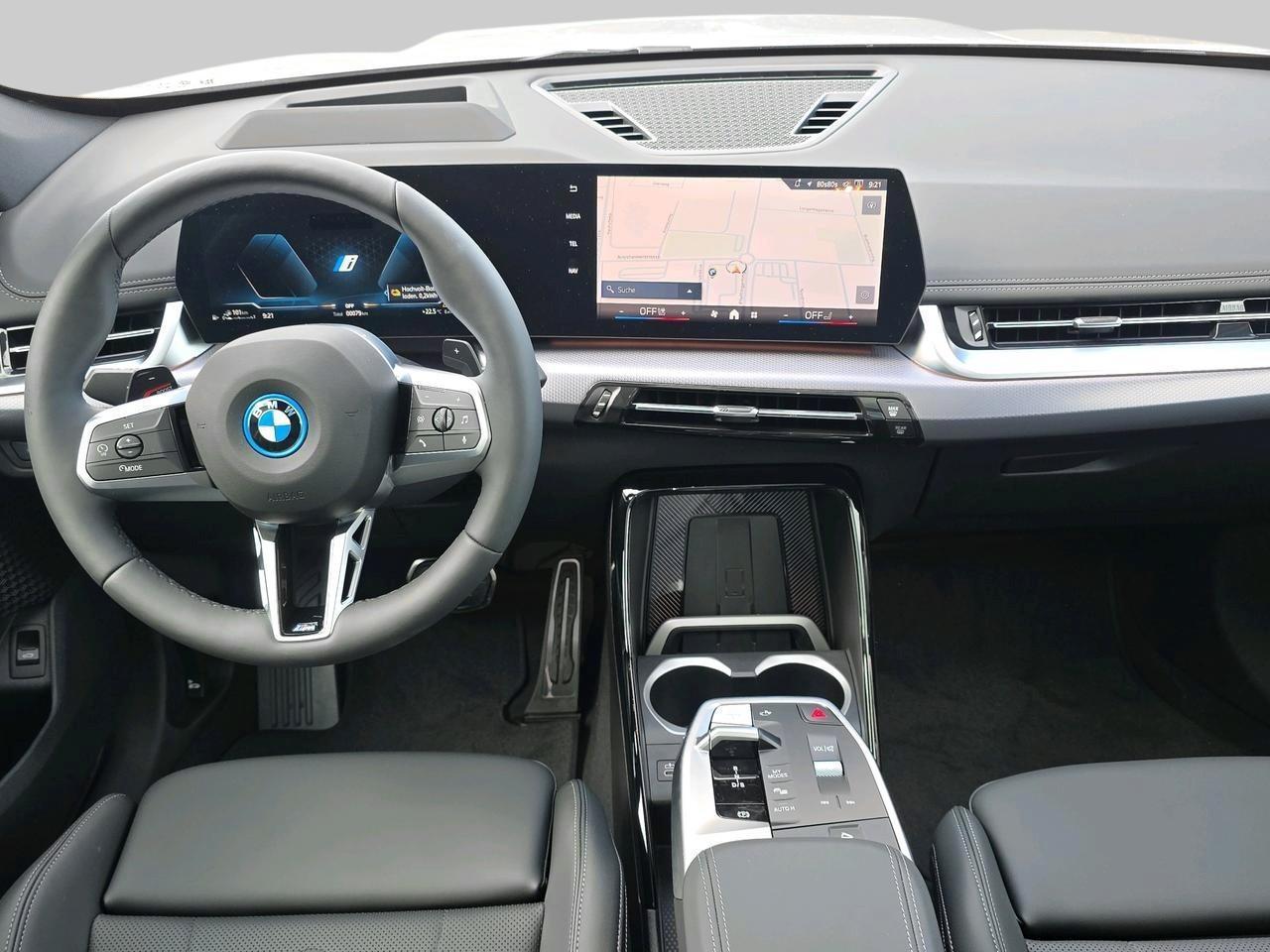 BMW X1 30e xDrive-image-11