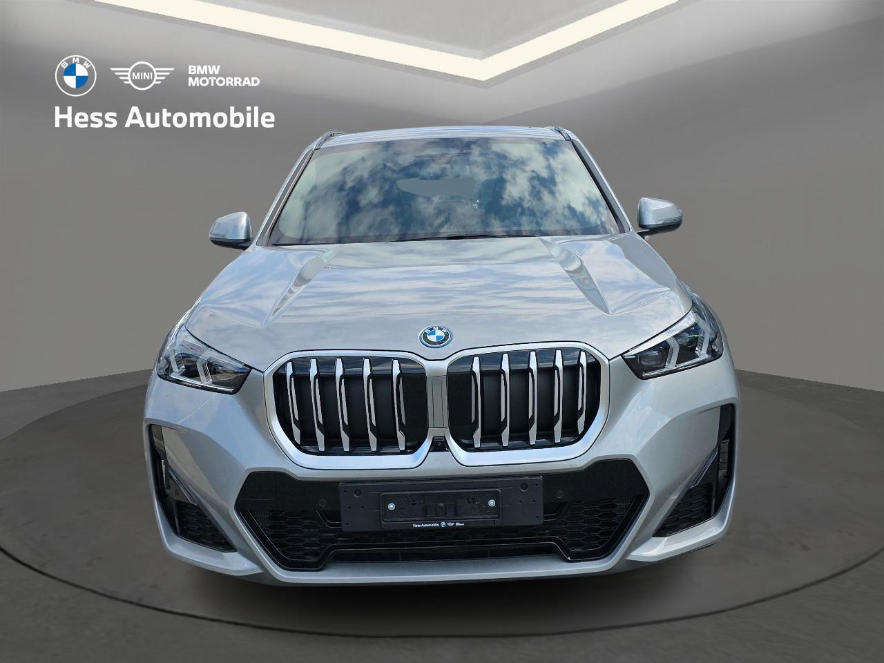 BMW X1 30e xDrive-image-3