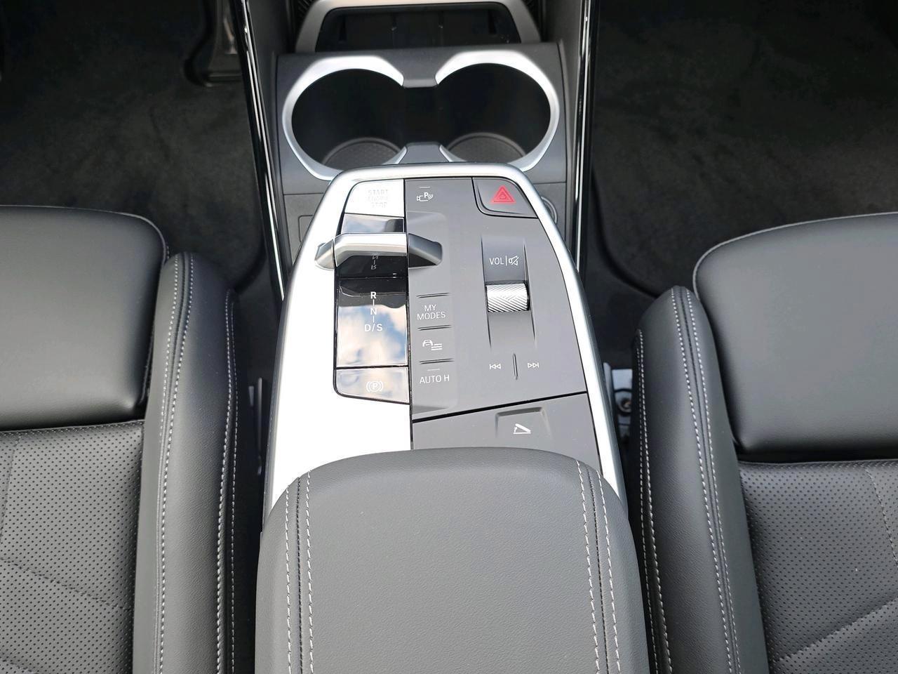 BMW X1 30e xDrive-image-8