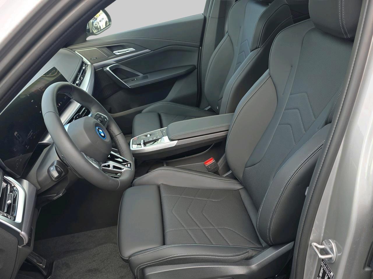 BMW X1 30e xDrive-image-6