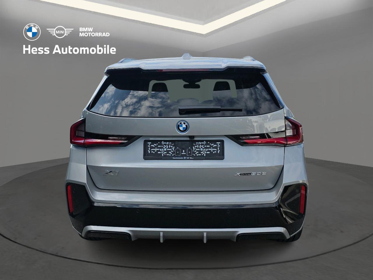 BMW X1 30e xDrive-image-4