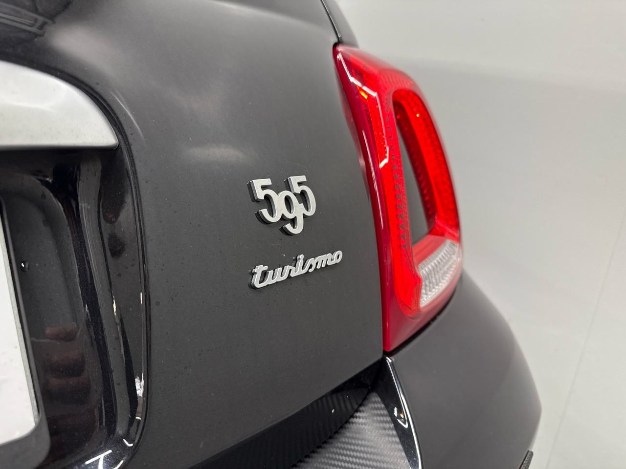 FIAT 595 1.4 16V Turbo Abarth Turismo-image-9