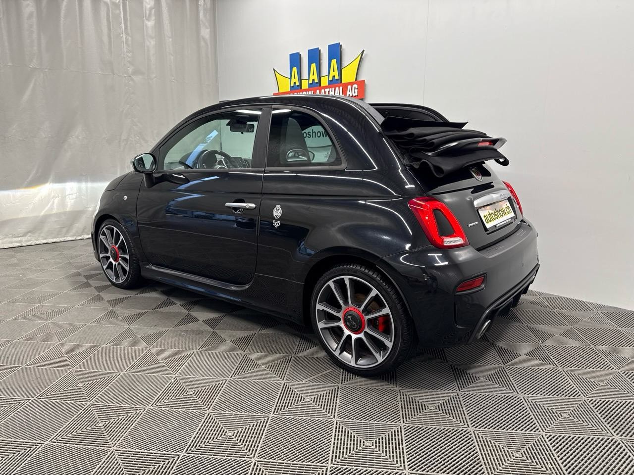 FIAT 595 1.4 16V Turbo Abarth Turismo-image-1