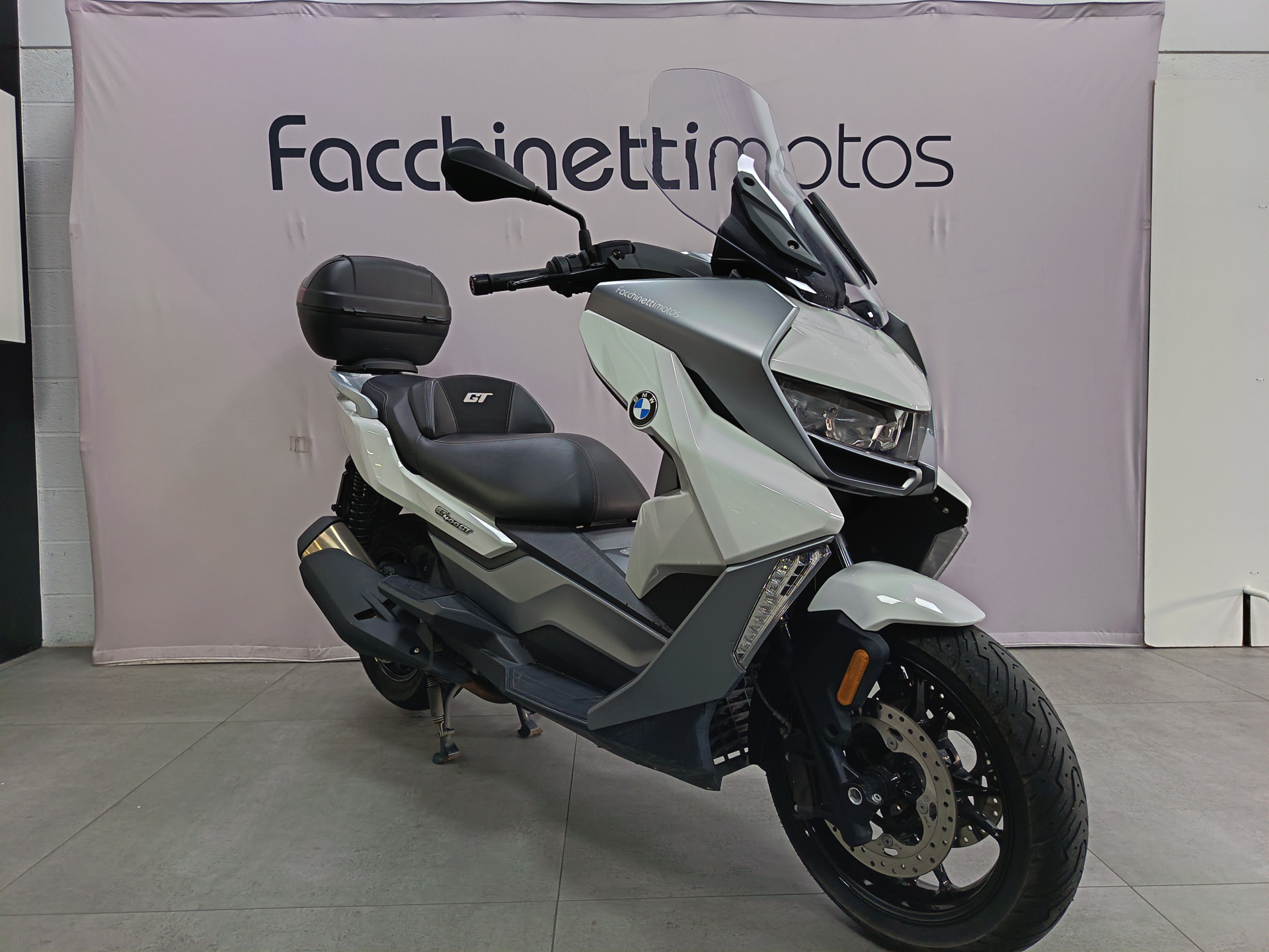 BMW C 400 GT-showroom-element-1