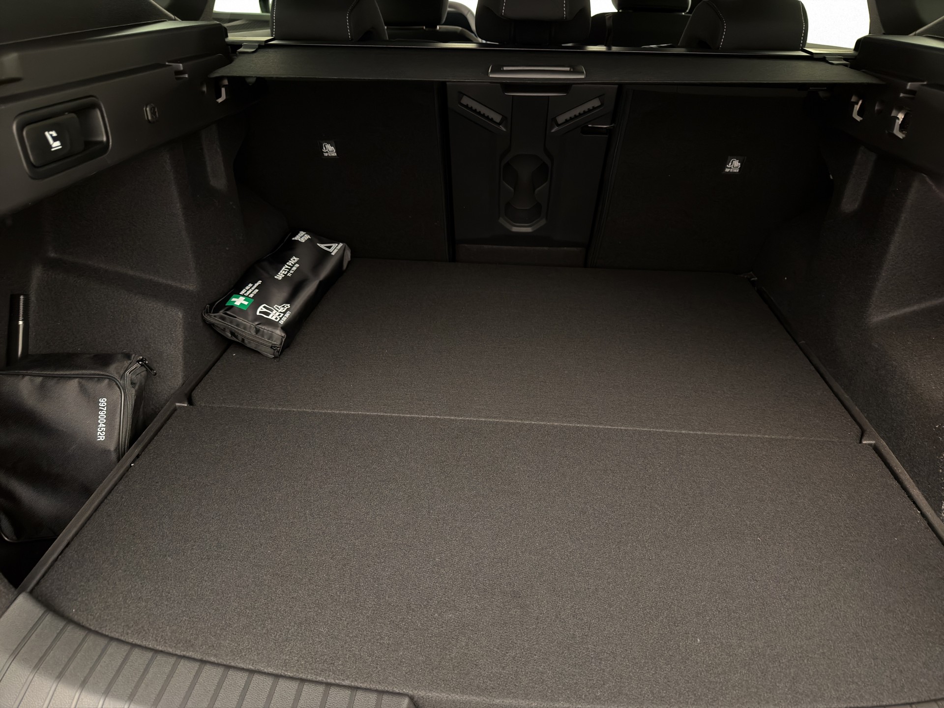 DACIA Bigster 1.8 Hybrid Journey-image-12