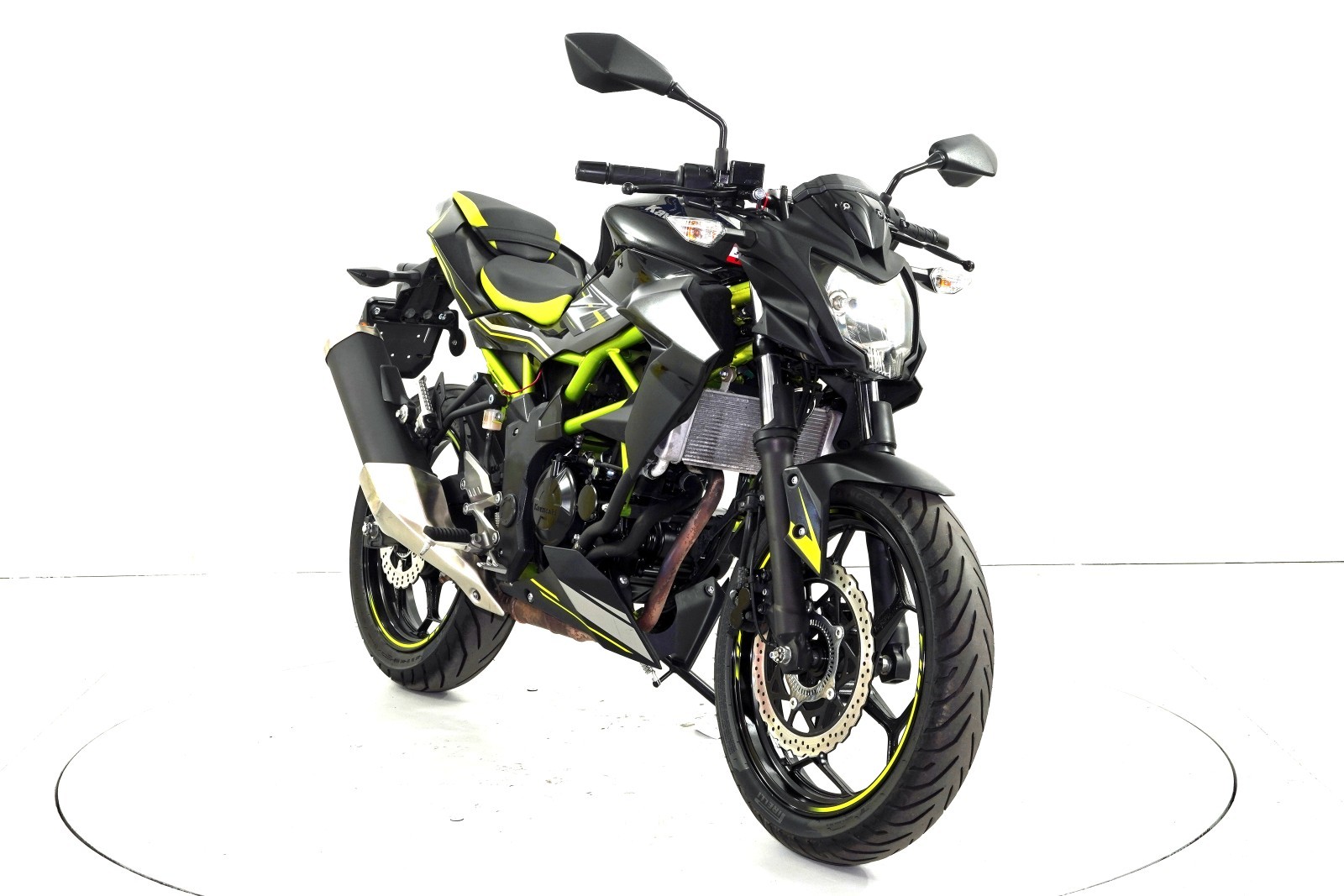KAWASAKI Z 125 ABS-showroom-element-1