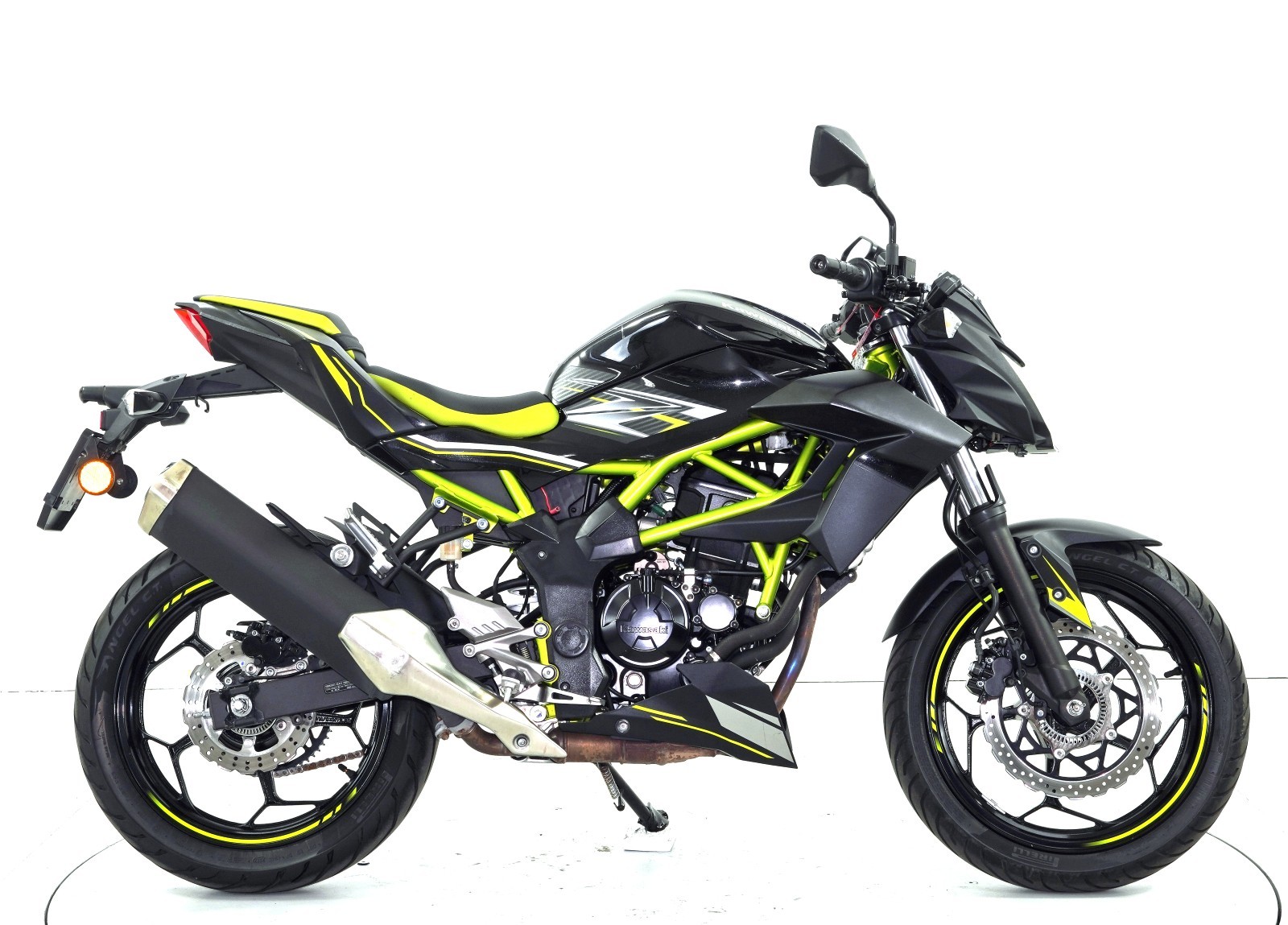 KAWASAKI Z 125 ABS-showroom-element-3