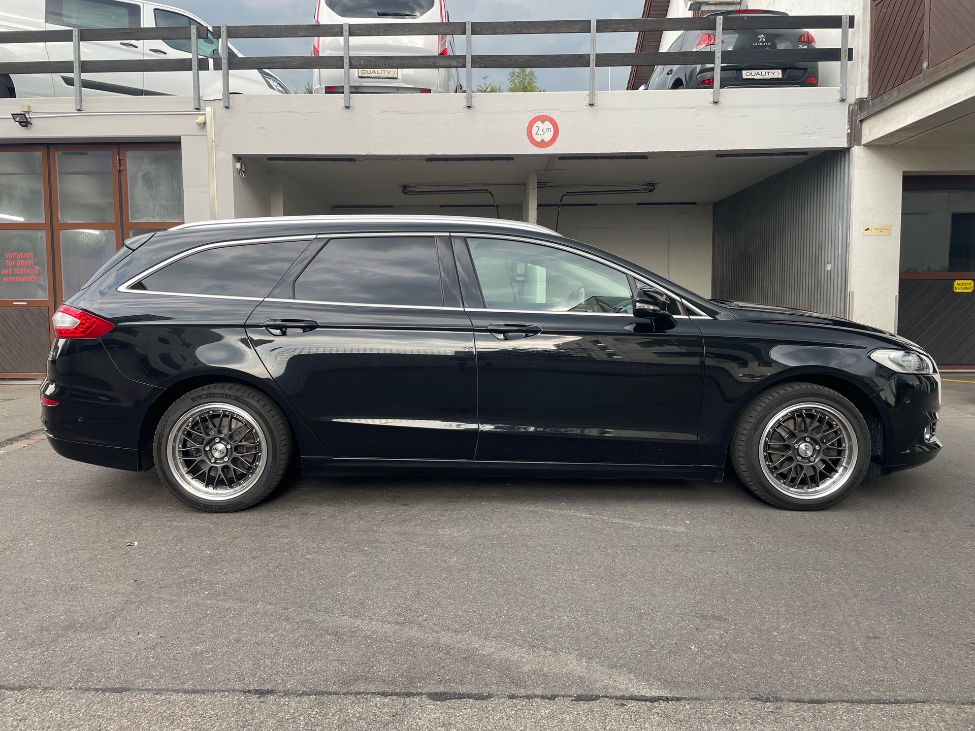 FORD Mondeo 2.0 TDCi Titanium, 150 PS, 6 Gang, *Klima-Aut., PDC v+h., Navigation, alle Service, (inkl. Zahnriemen Neu) MFK Neu-image-2
