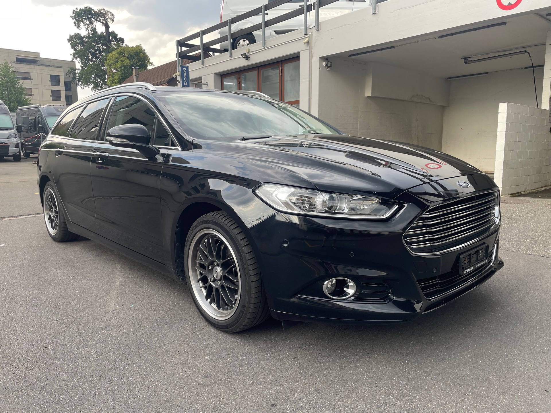 FORD Mondeo 2.0 TDCi Titanium, 150 PS, 6 Gang, *Klima-Aut., PDC v+h., Navigation, alle Service, (inkl. Zahnriemen Neu) MFK Neu-image-0