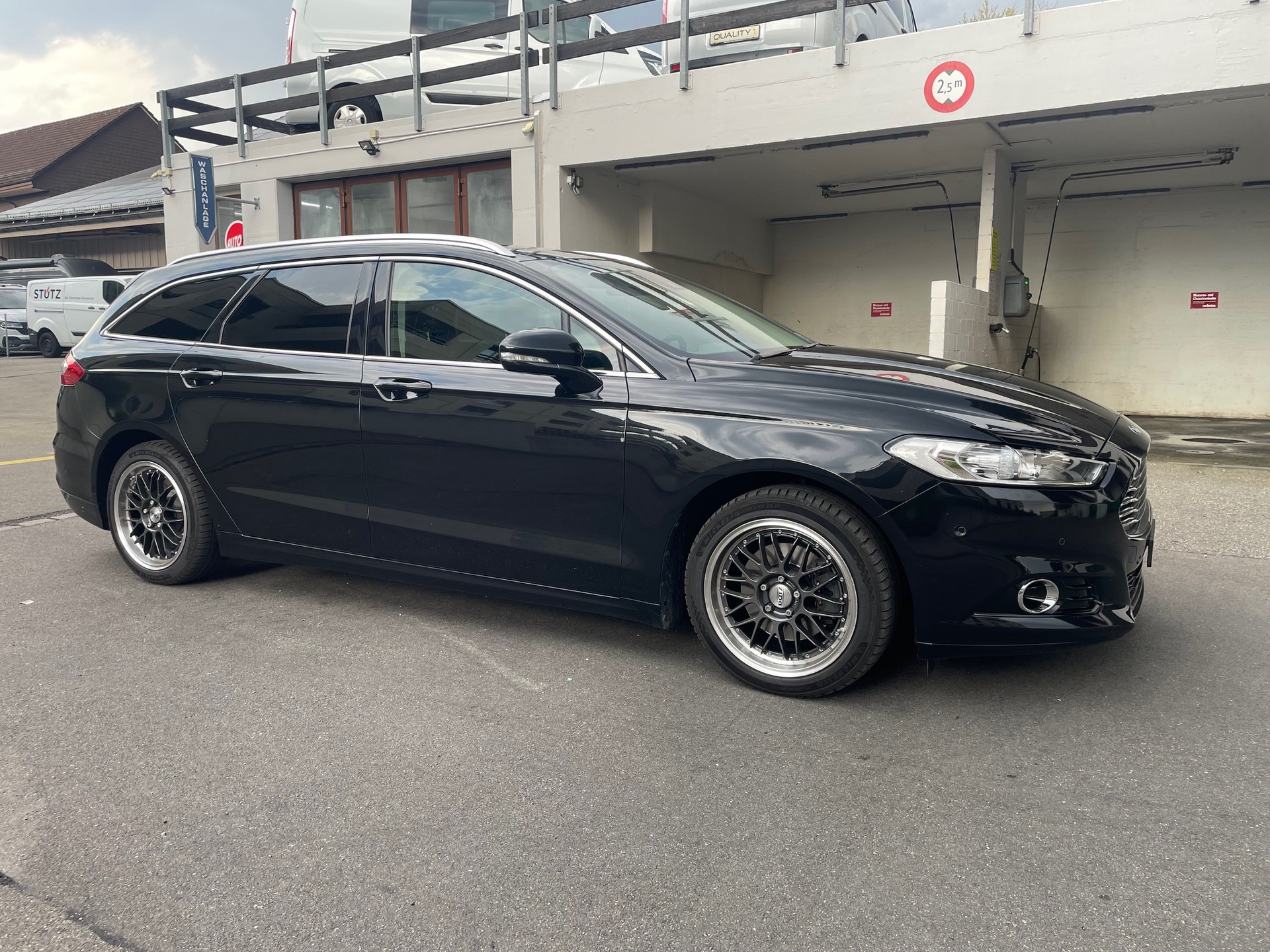 FORD Mondeo 2.0 TDCi Titanium, 150 PS, 6 Gang, *Klima-Aut., PDC v+h., Navigation, alle Service, (inkl. Zahnriemen Neu) MFK Neu-image-1