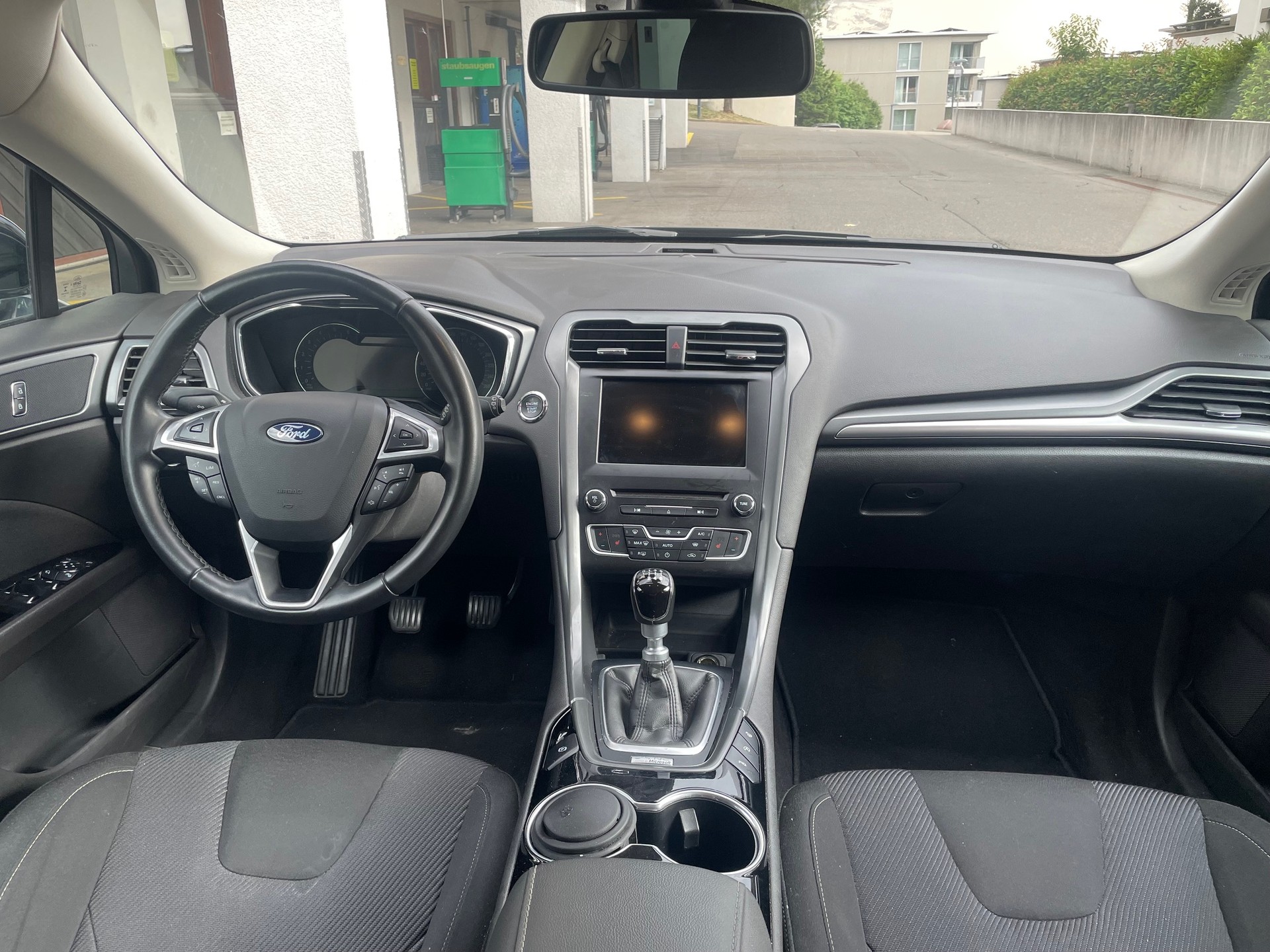FORD Mondeo 2.0 TDCi Titanium, 150 PS, 6 Gang, *Klima-Aut., PDC v+h., Navigation, alle Service, (inkl. Zahnriemen Neu) MFK Neu-image-10