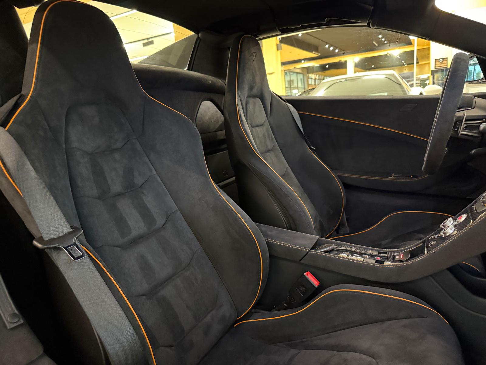McLAREN 650S Spider 3.8 V8 SSG-image-17