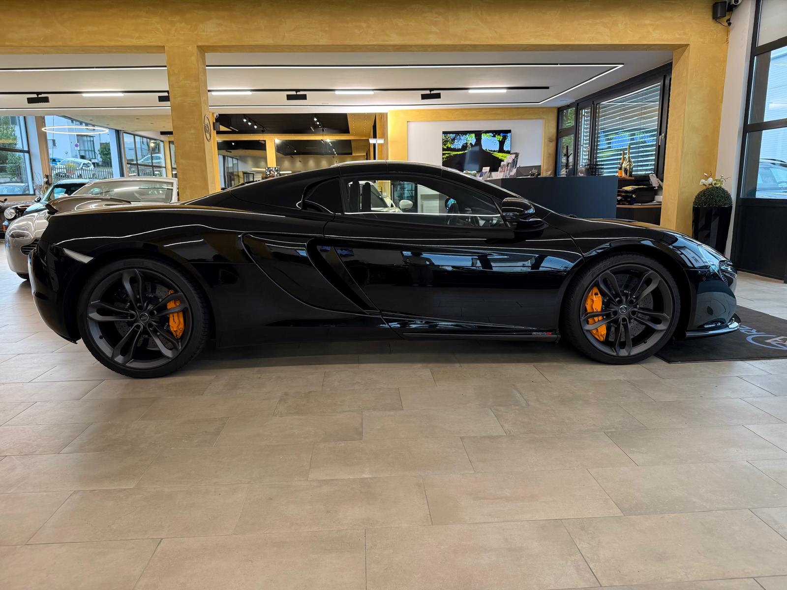 McLAREN 650S Spider 3.8 V8 SSG-image-1