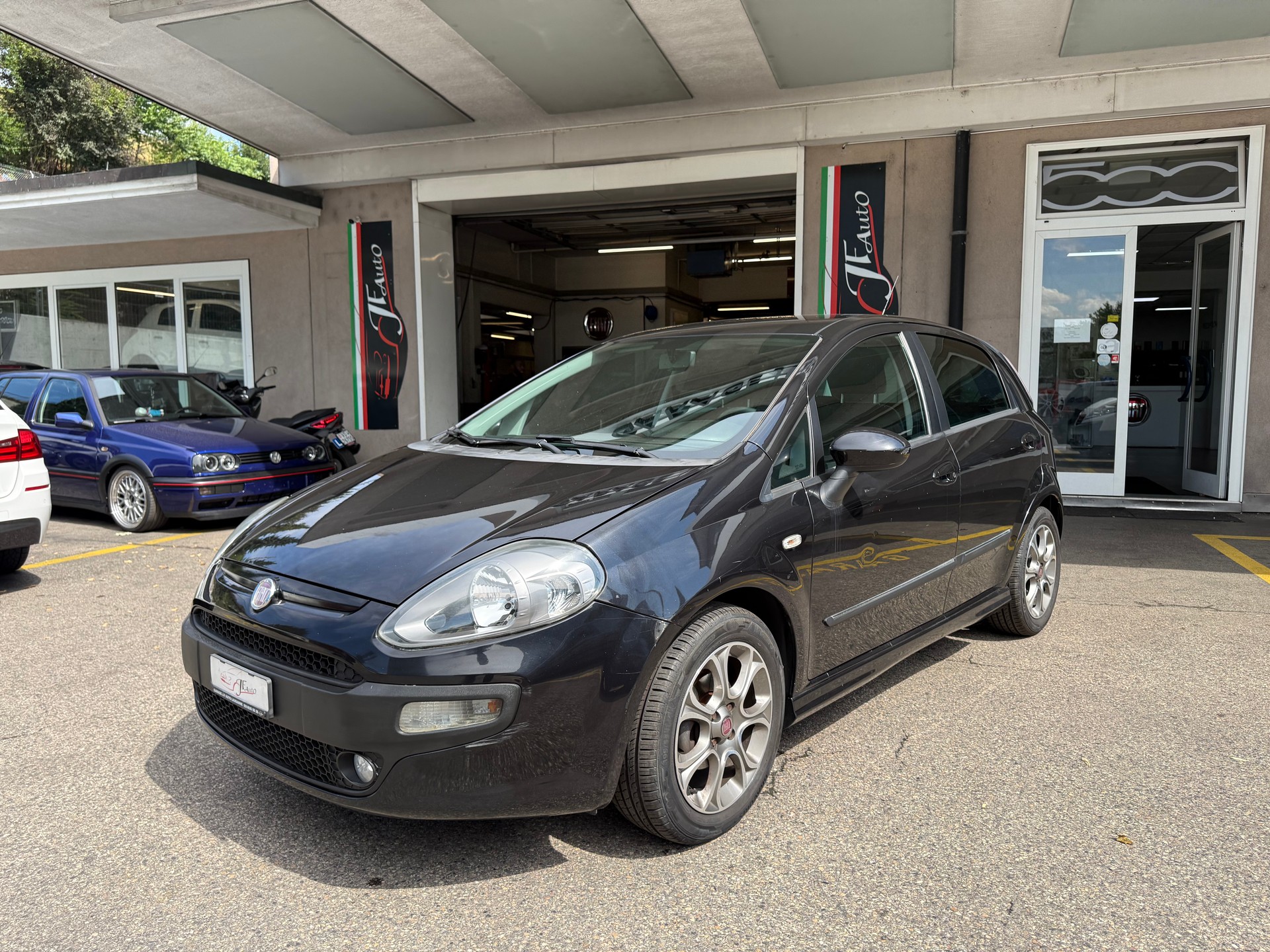 FIAT Punto Evo 1.4 16V Dynamic-image-1