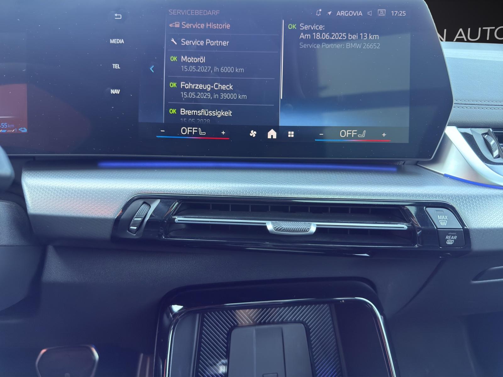 BMW 225e xDrive Active Tourer-image-17