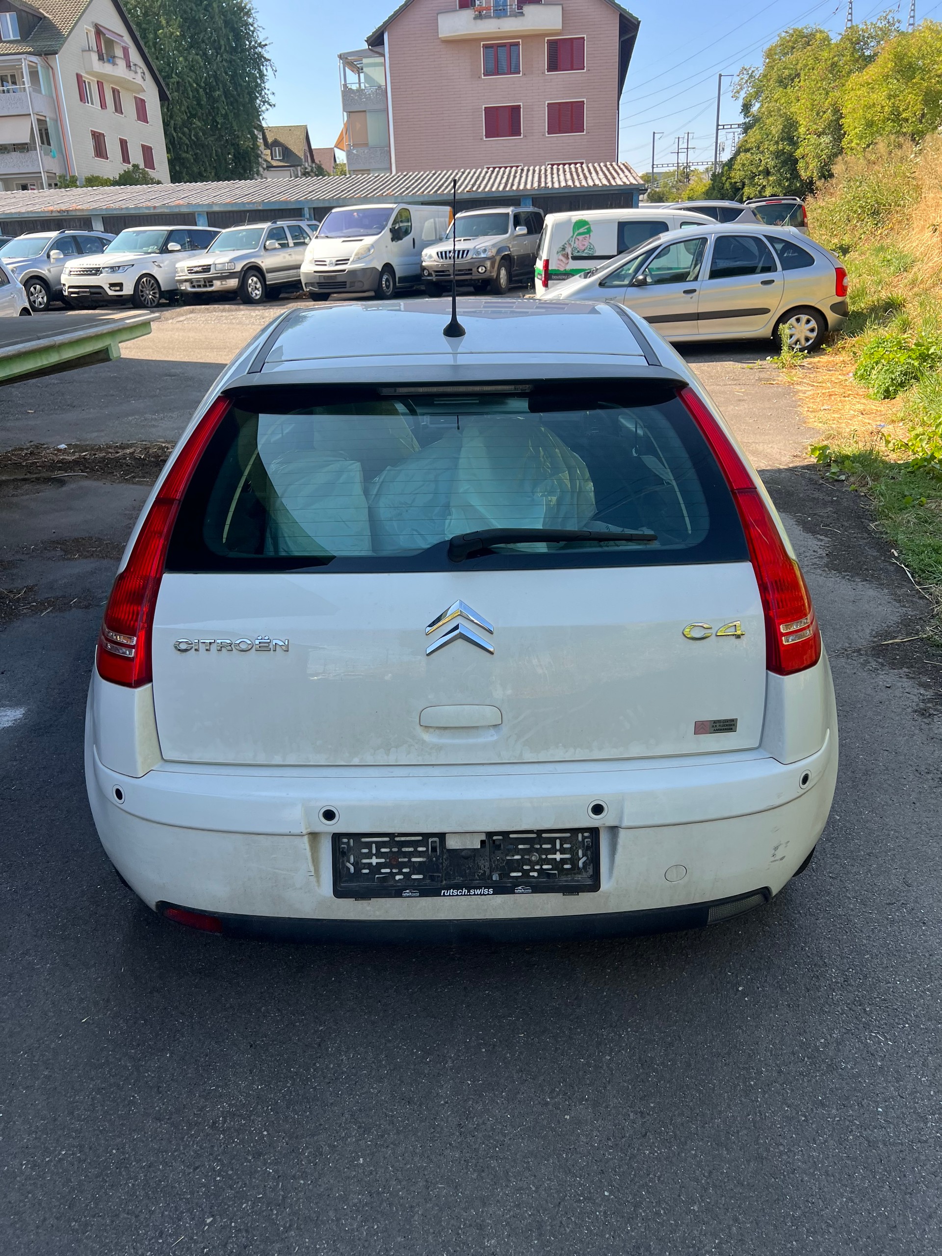 CITROEN C4 Berline 1.6i 16V VTR (Pack)-image-6