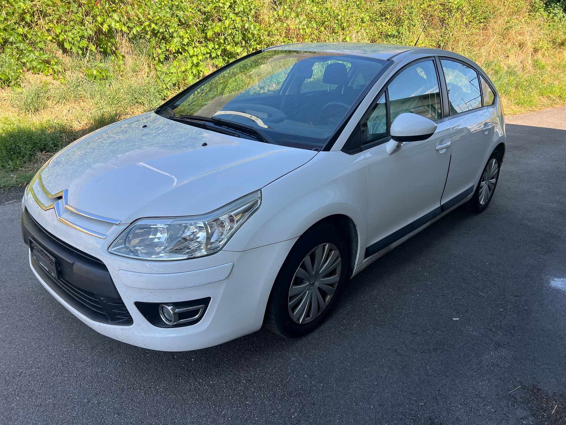 CITROEN C4 Berline 1.6i 16V VTR (Pack)-image-1
