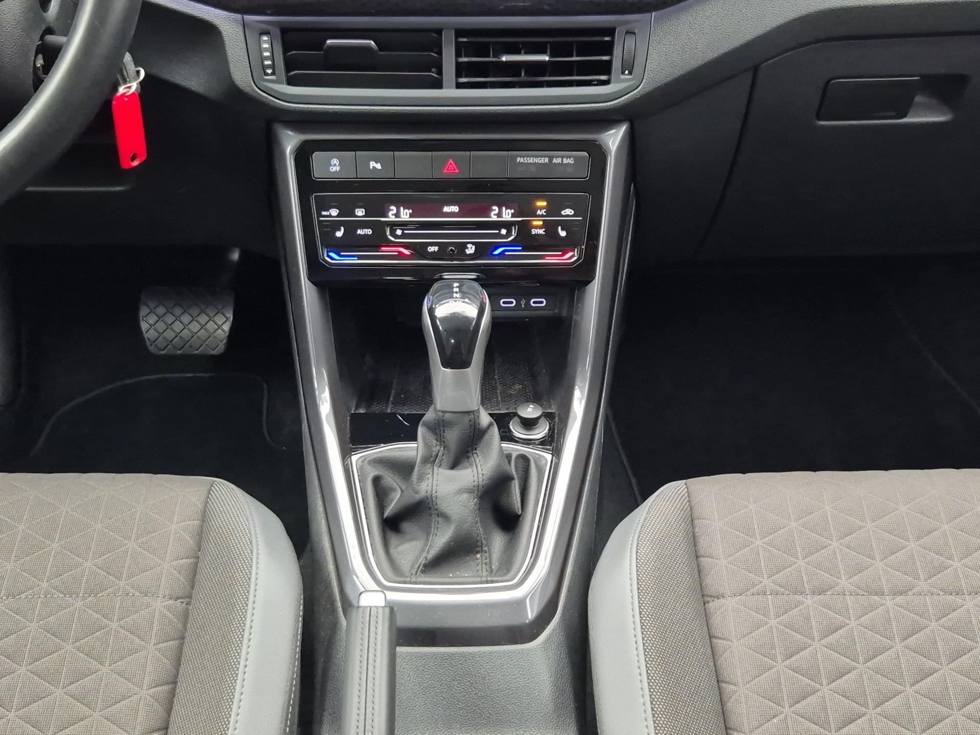 VW T-Cross 1.0 TSI 110 Style DSG-image-12