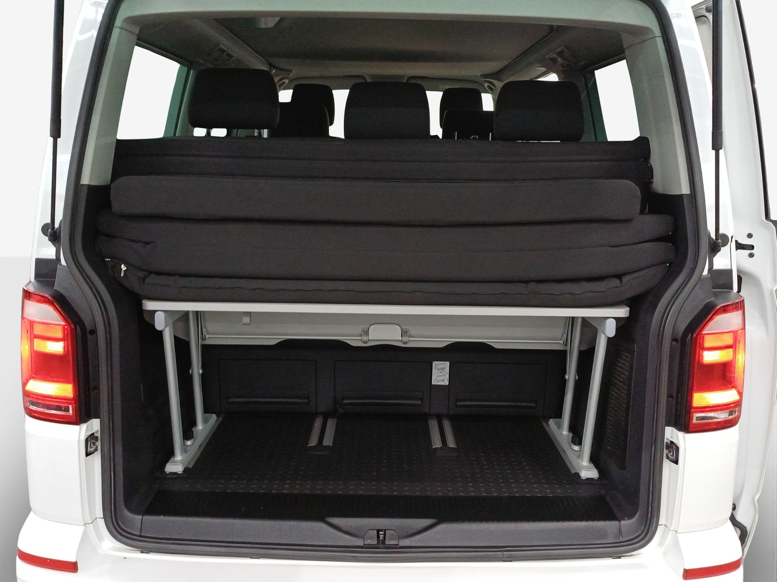 VW T6 California 2.0 Bi-TDI Beach Liberty DSG-image-12