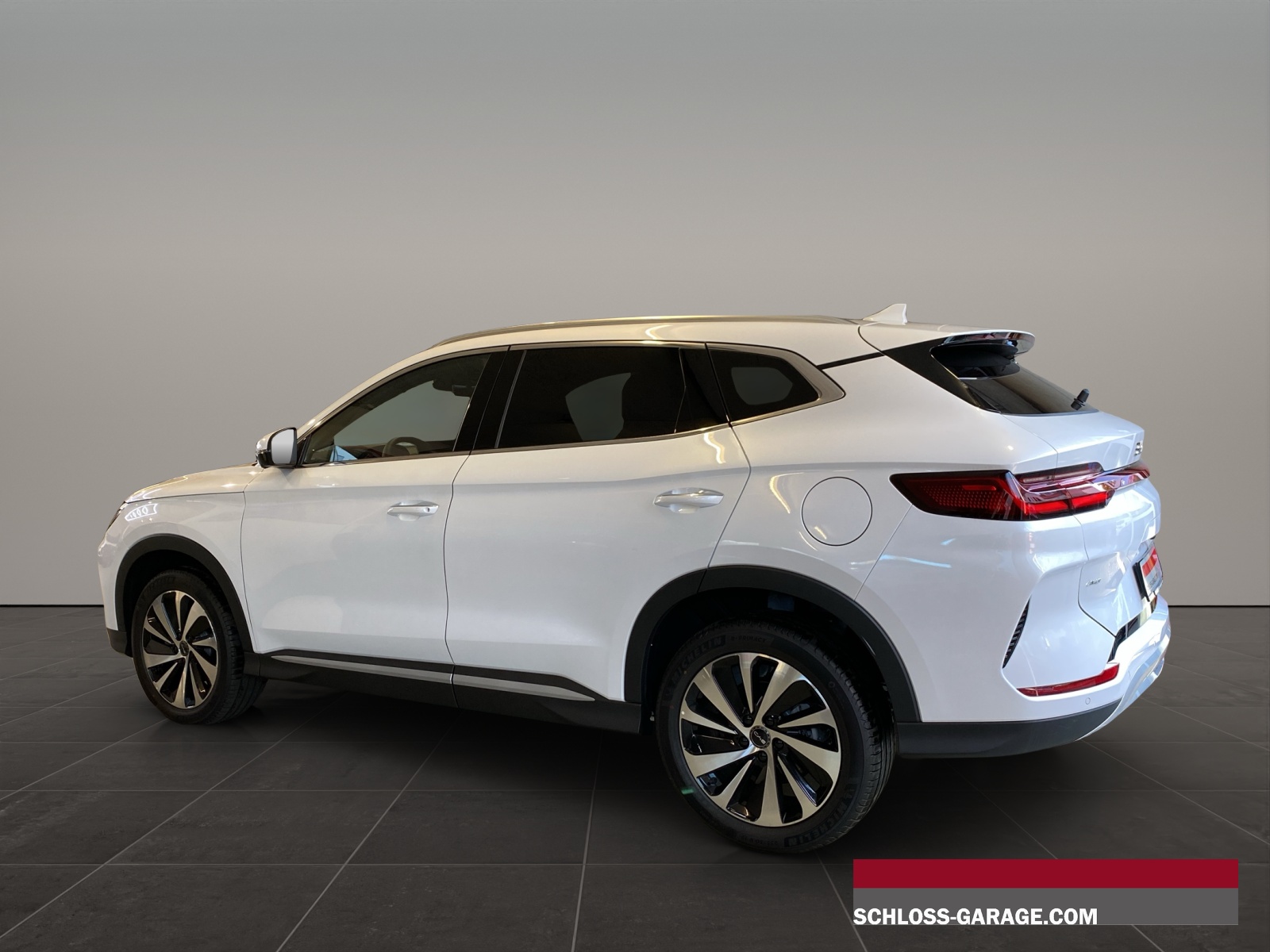 BYD Seal U DM-i Design AWD-image-3
