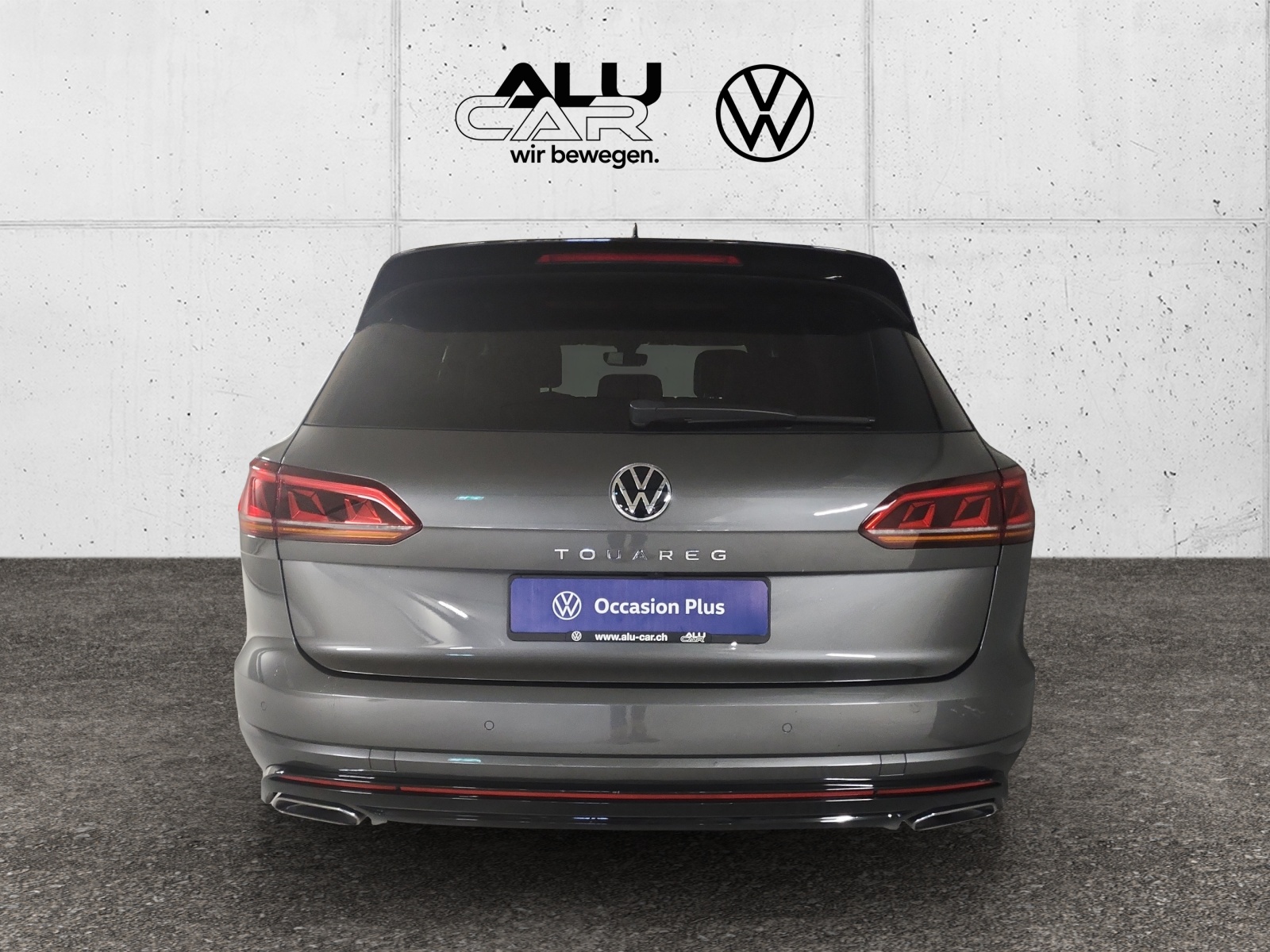 VW Touareg 3.0 TSI R-Line Tiptronic-showroom-element-3