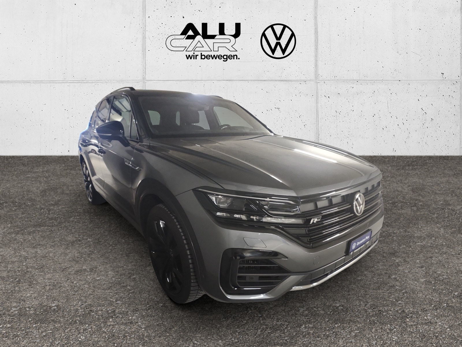VW Touareg 3.0 TSI R-Line Tiptronic-image-5