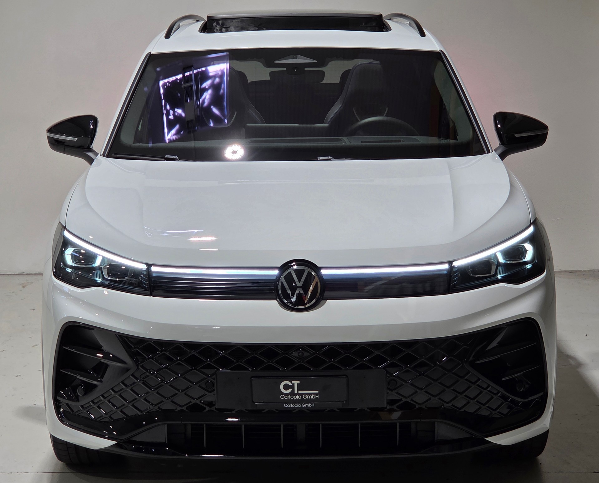 VW Tiguan 2.0 TSI DSG R-Line 4Motion-image-27