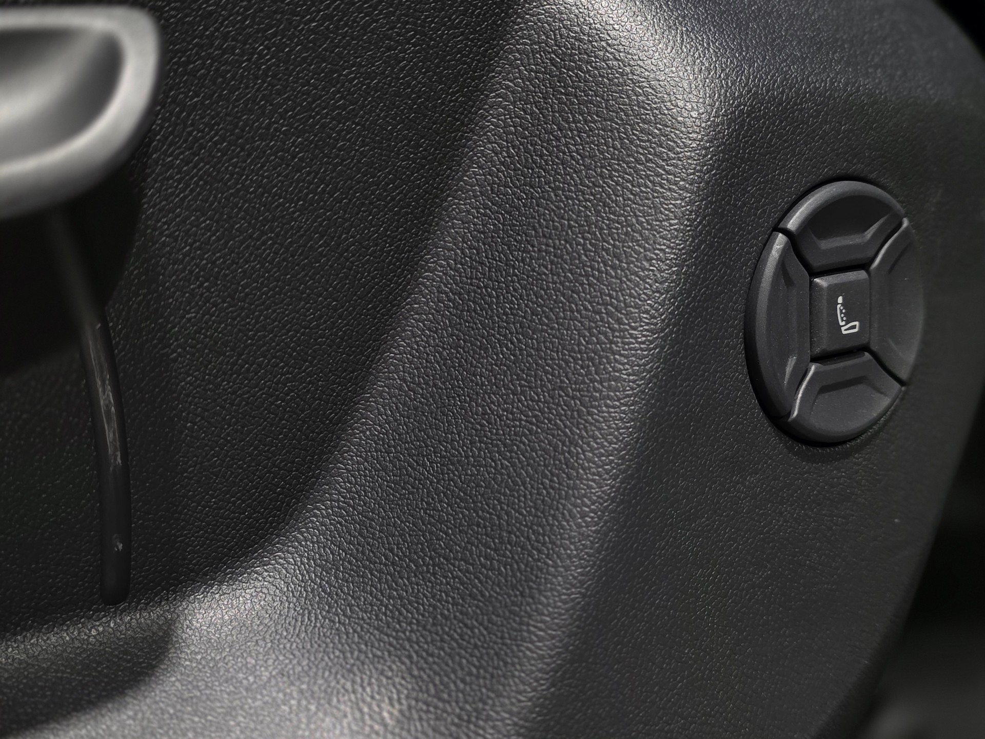 VW Tiguan 2.0 TSI DSG R-Line 4Motion-image-22