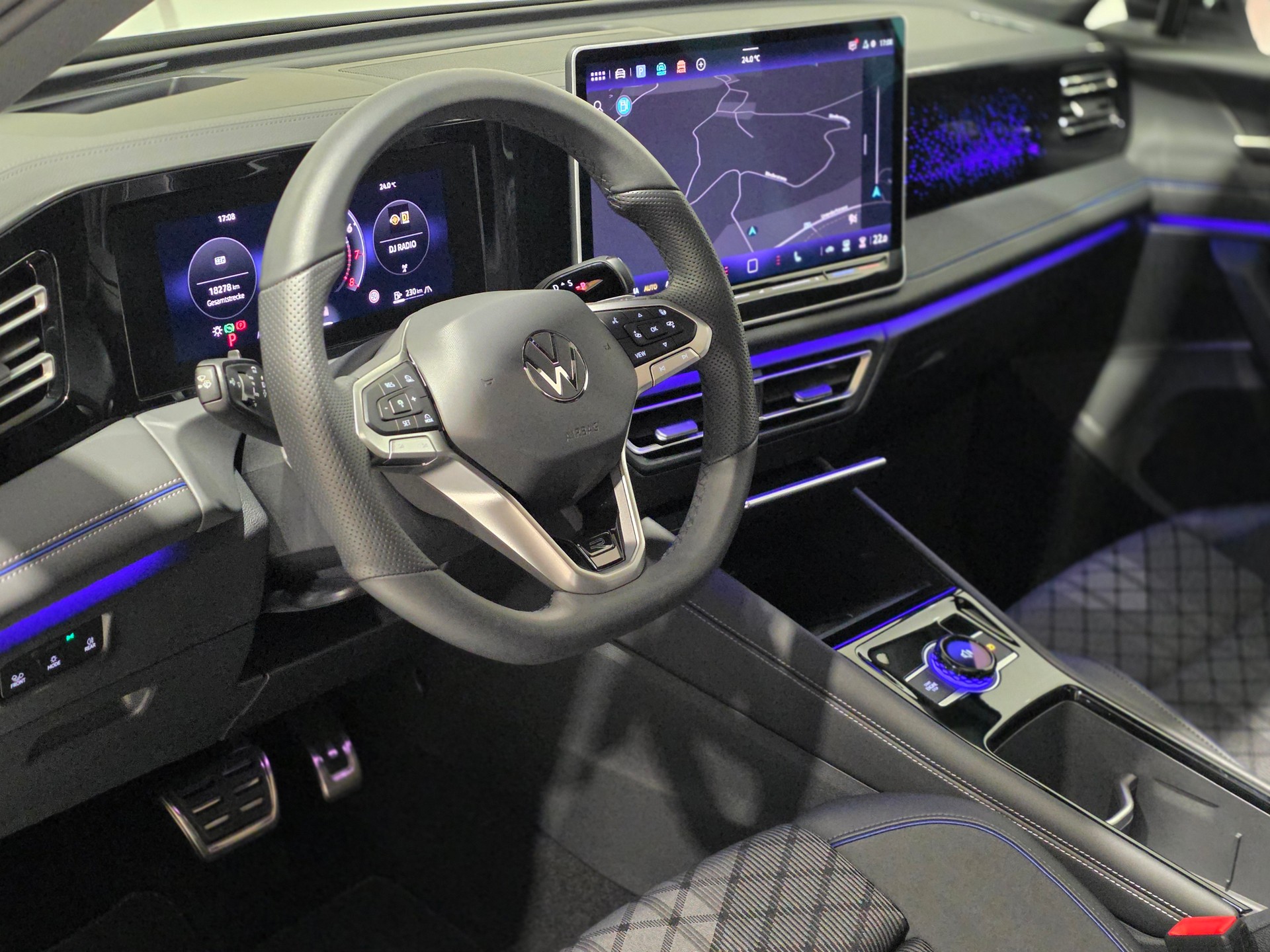 VW Tiguan 2.0 TSI DSG R-Line 4Motion-image-6