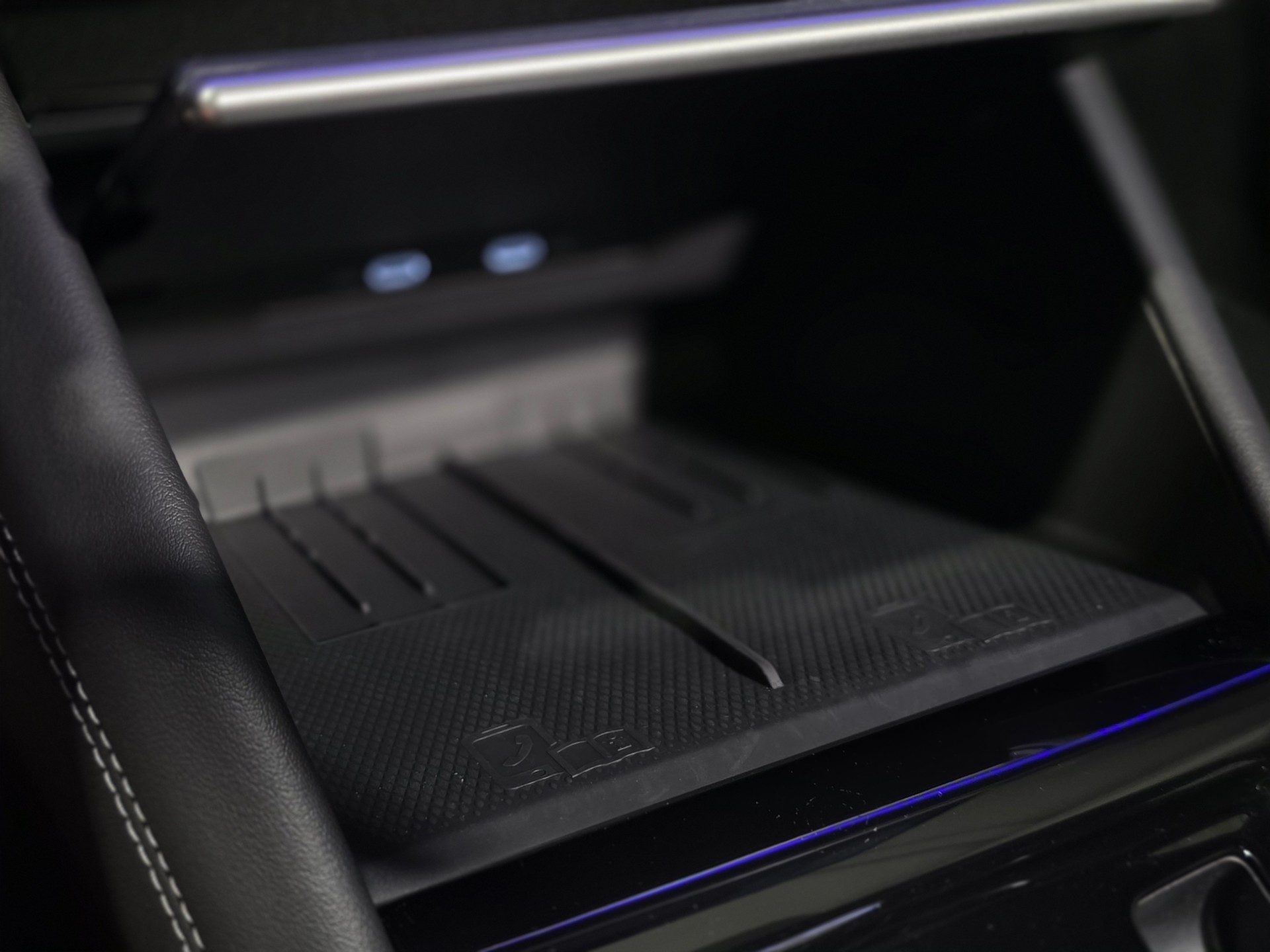 VW Tiguan 2.0 TSI DSG R-Line 4Motion-image-16