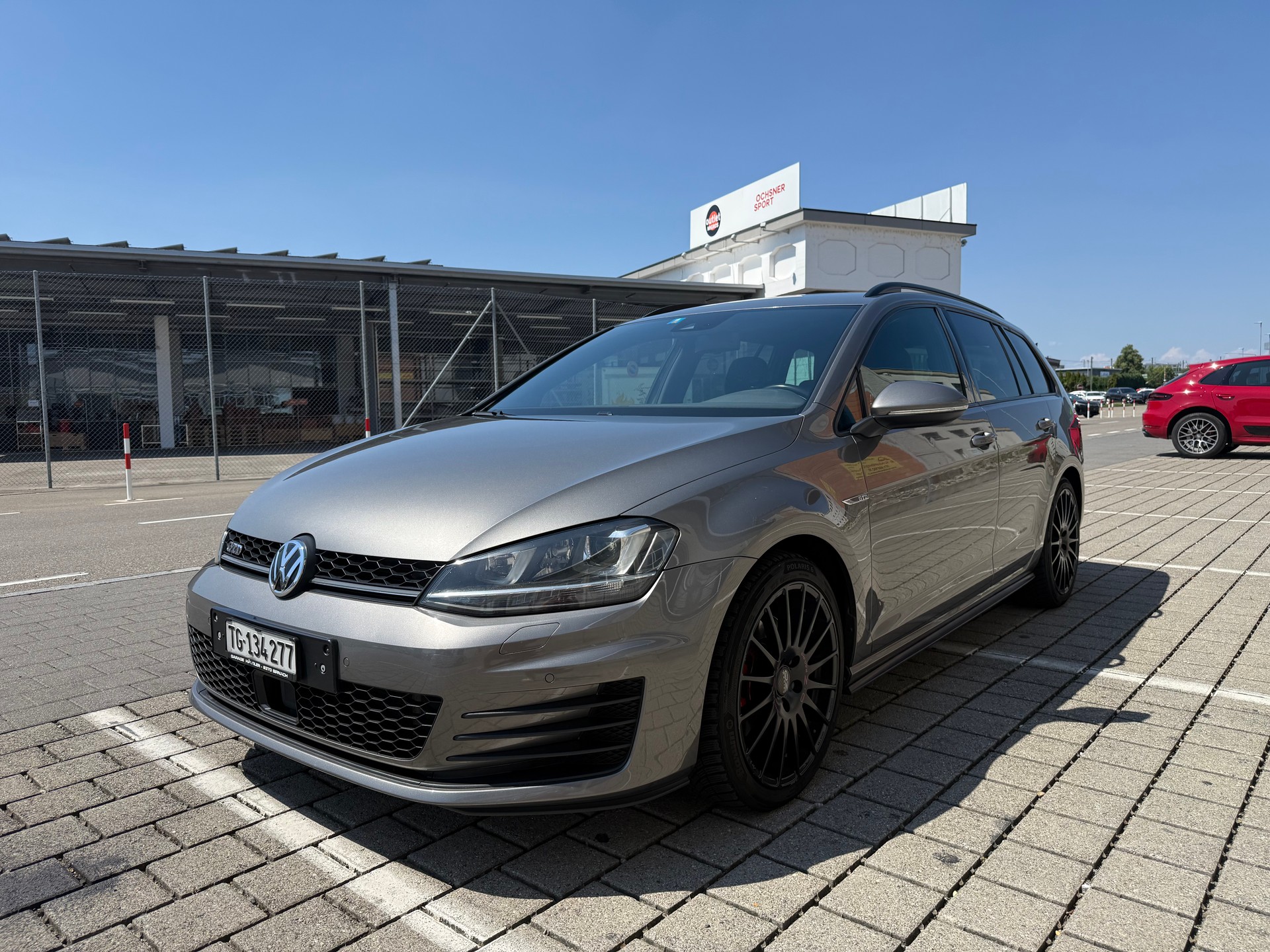 VW GOLF 2.0 TDI GTD DSG Scheckheft gepflegt/AHK/Dachbox/8fach bereift-image-0