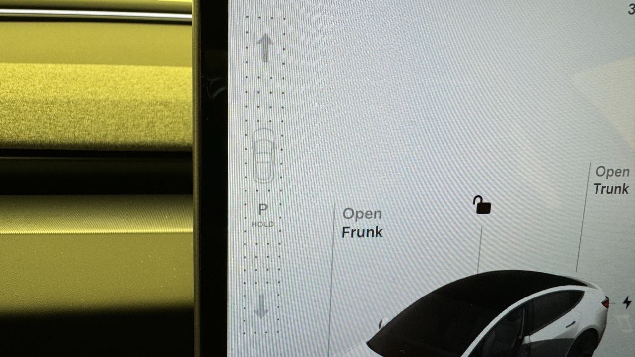TESLA Model 3 Long Range Dual Motor AWD-image-10