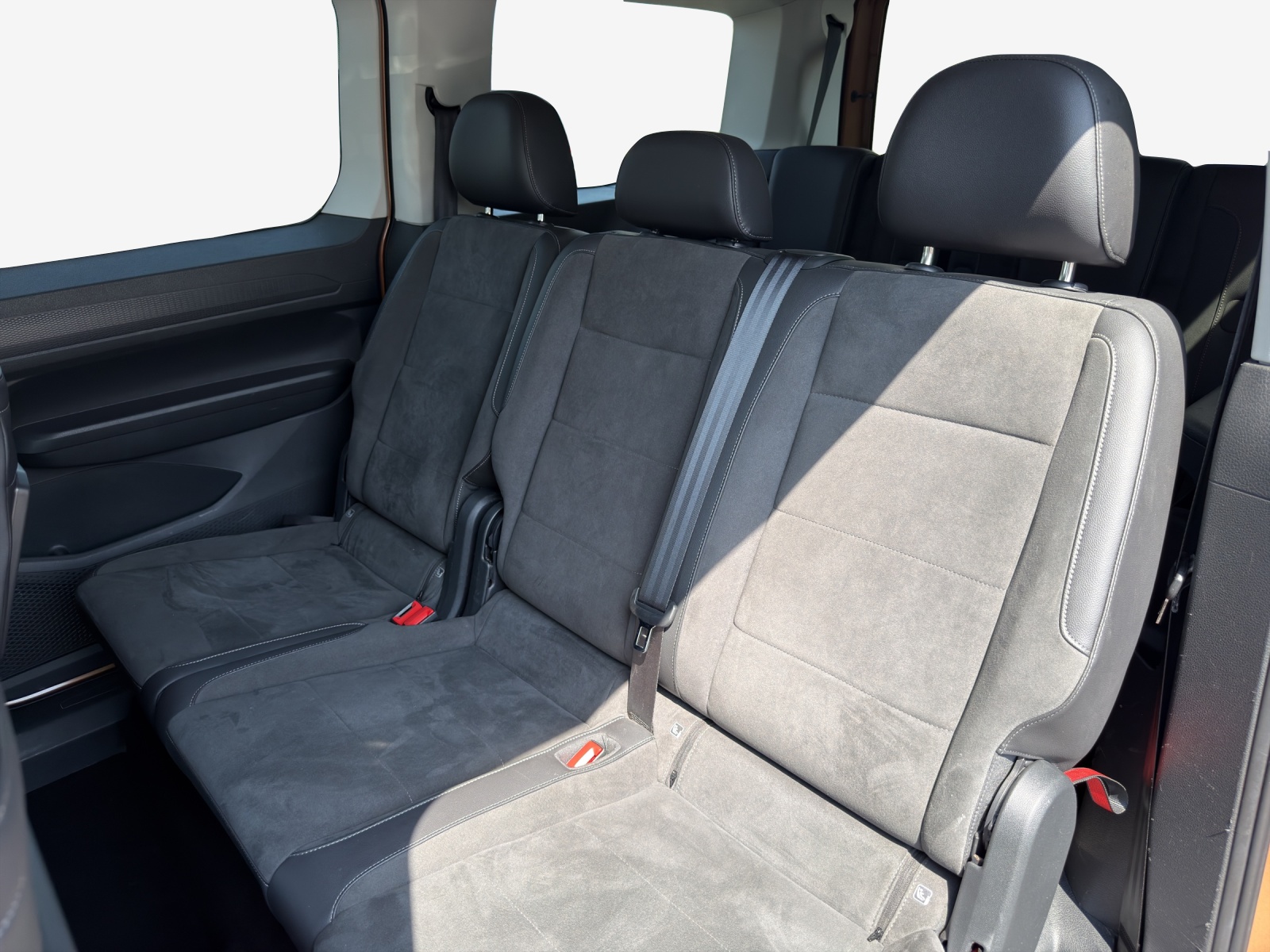 VW Caddy Maxi 1.5 TSI Style DSG-image-11