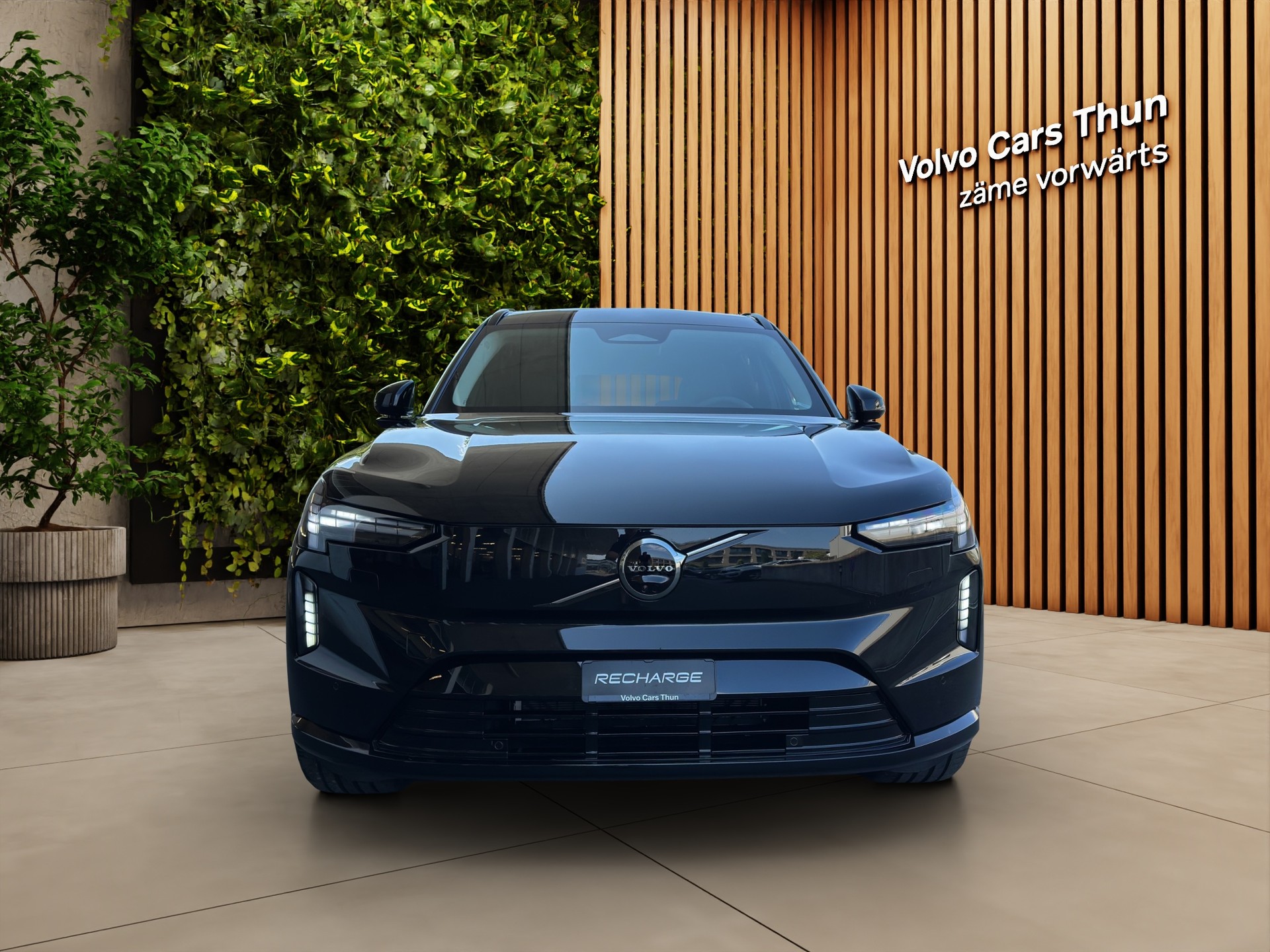 VOLVO EX90 Twin Performance Ultra 6P. AWD-image-1