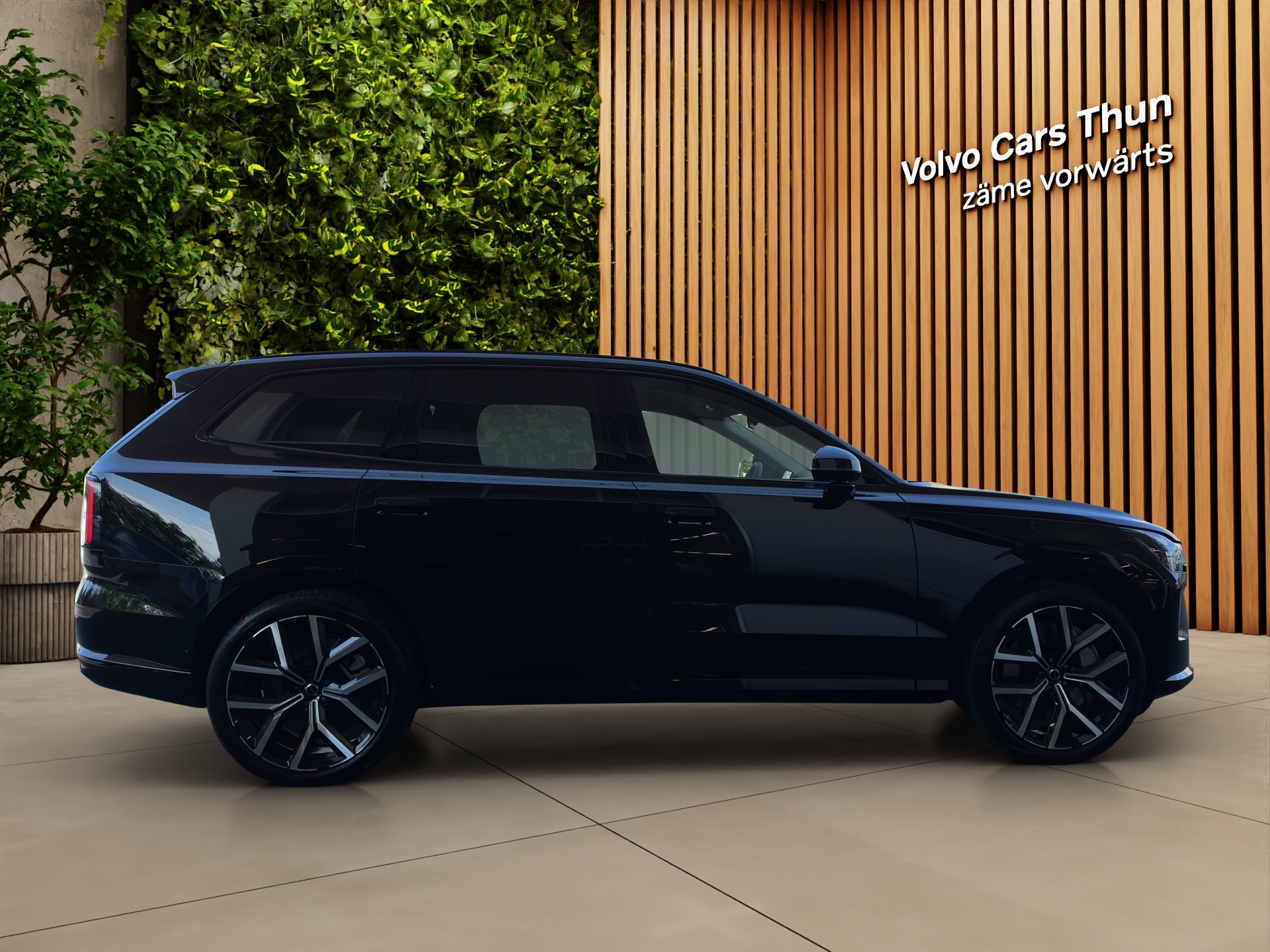 VOLVO EX90 Twin Performance Ultra 6P. AWD-image-3