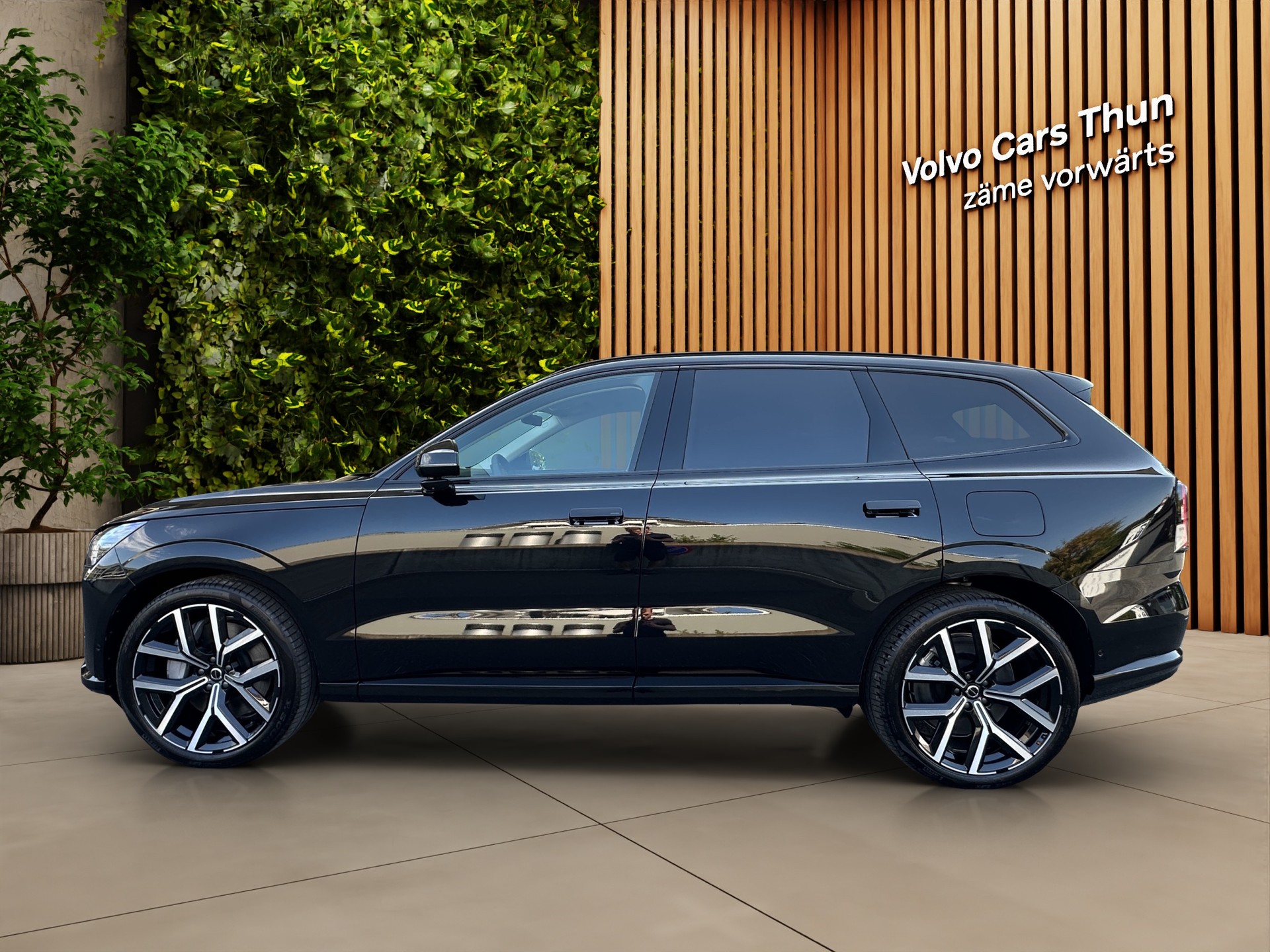 VOLVO EX90 Twin Performance Ultra 6P. AWD-image-4