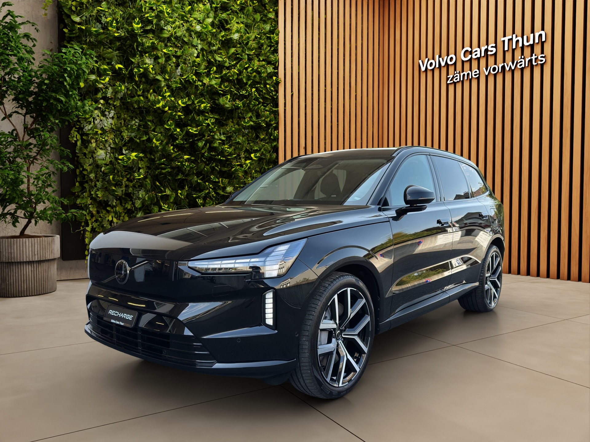 VOLVO EX90 Twin Performance Ultra 6P. AWD-image-0