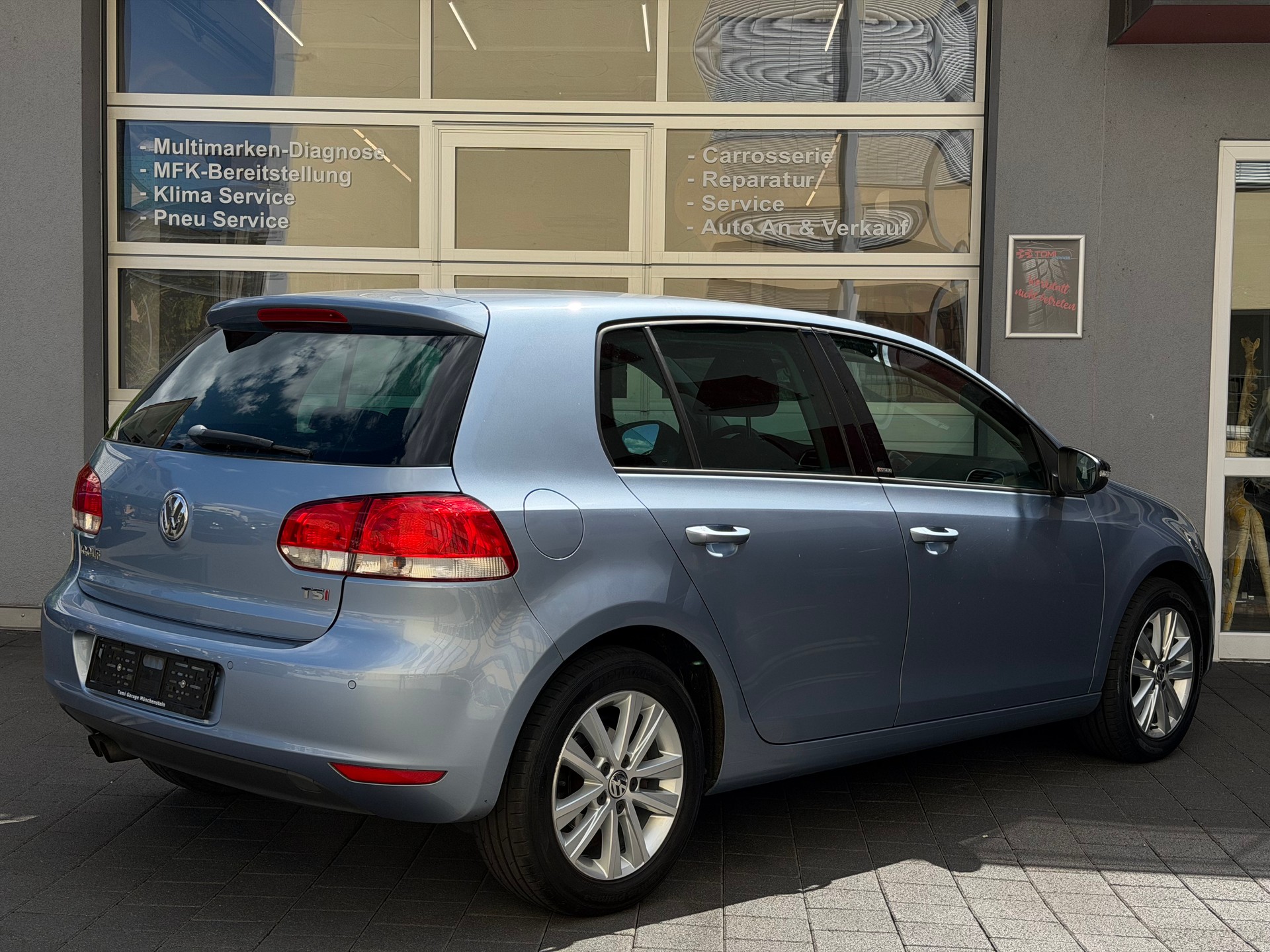 VW Golf 1.4 TSI Comfortline Style Edition*Frisch ab Service&MFK*Sitzheizung*Parksensoren*8-Fach Räder*Top Gepflegt*-image-7