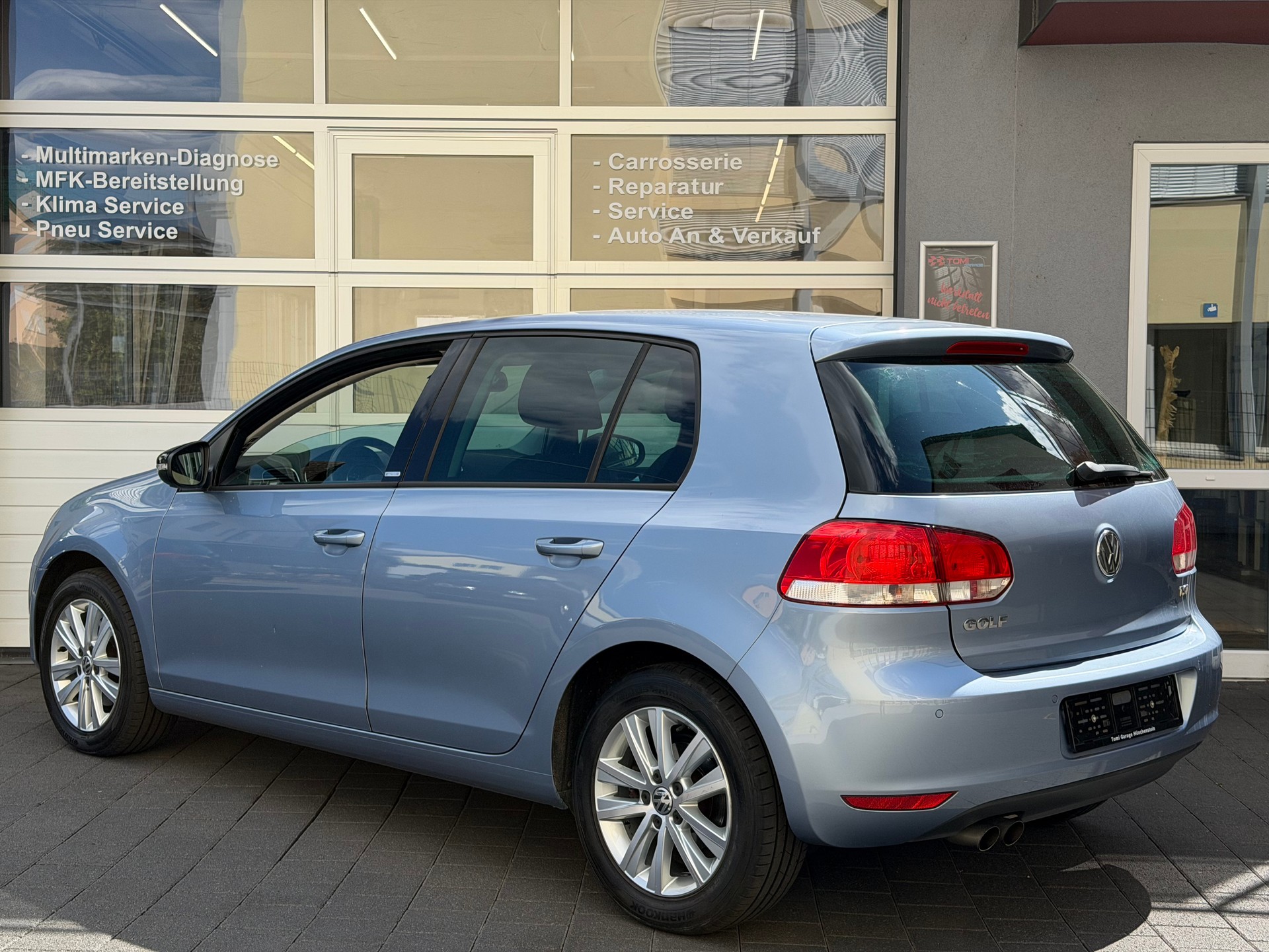 VW Golf 1.4 TSI Comfortline Style Edition*Frisch ab Service&MFK*Sitzheizung*Parksensoren*8-Fach Räder*Top Gepflegt*-image-8