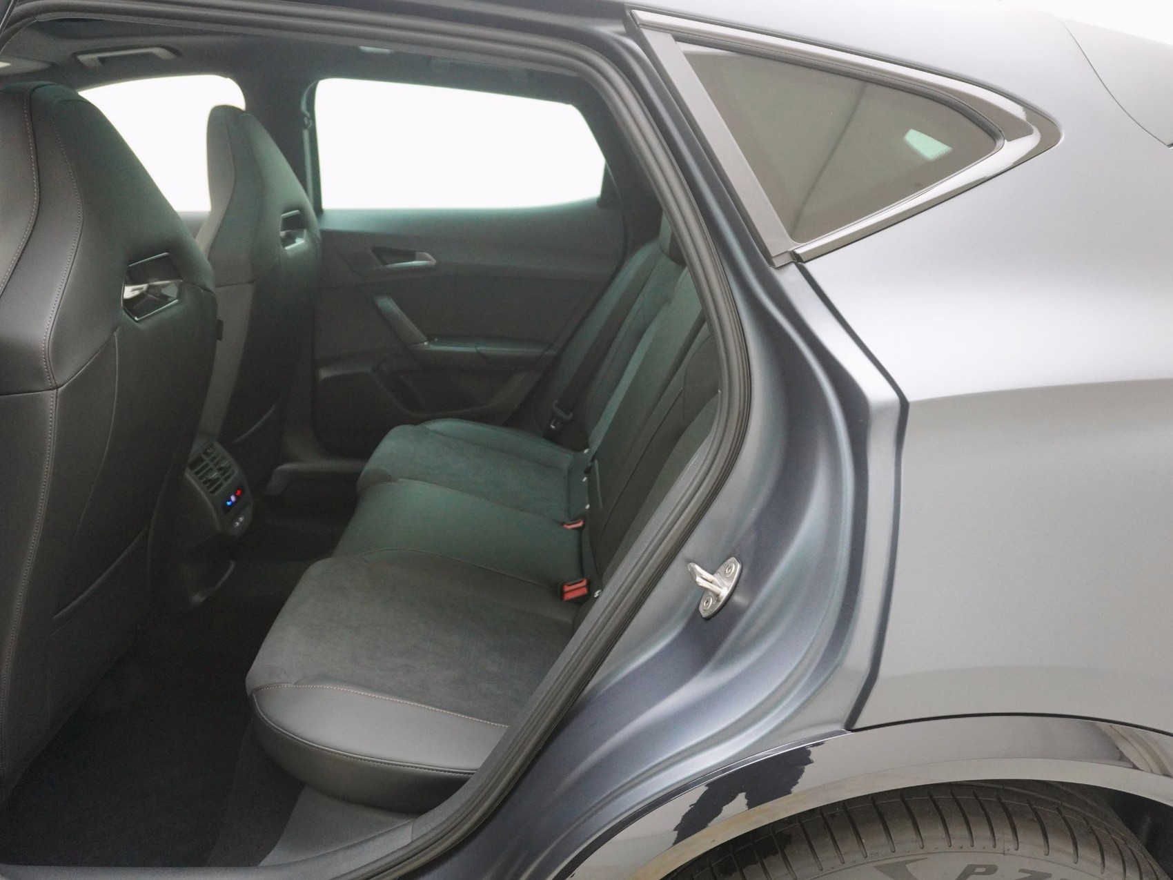 CUPRA Formentor 2.0 TSI VZ 4Drive DSG-image-11