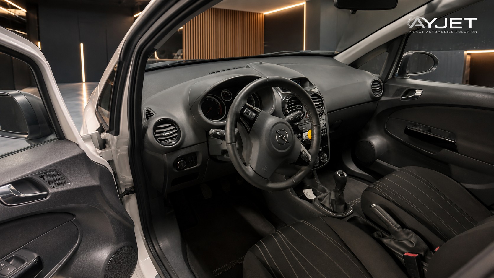 OPEL Corsa 1.4 TP Enjoy-image-3