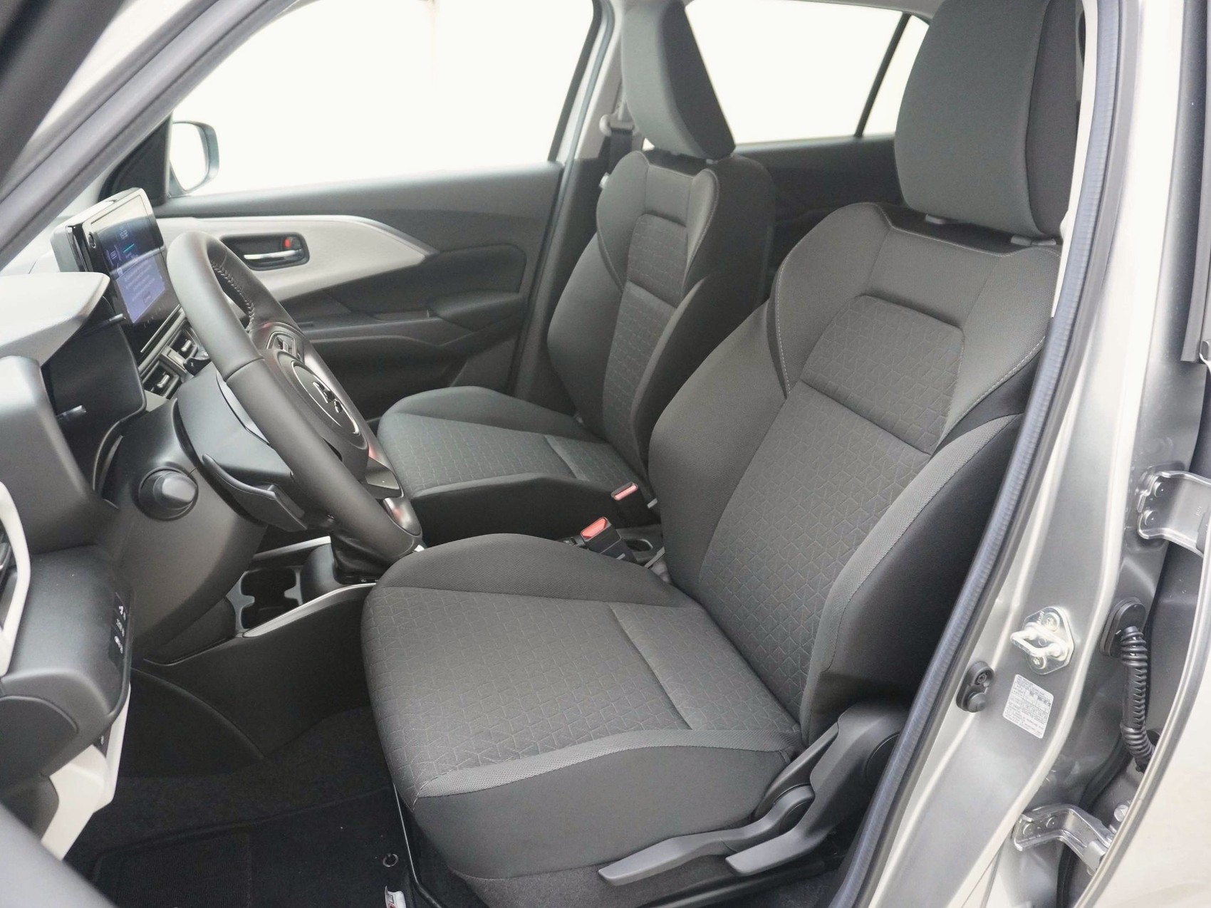 SUZUKI Swift 1.2 Compact Top Hybrid-image-6